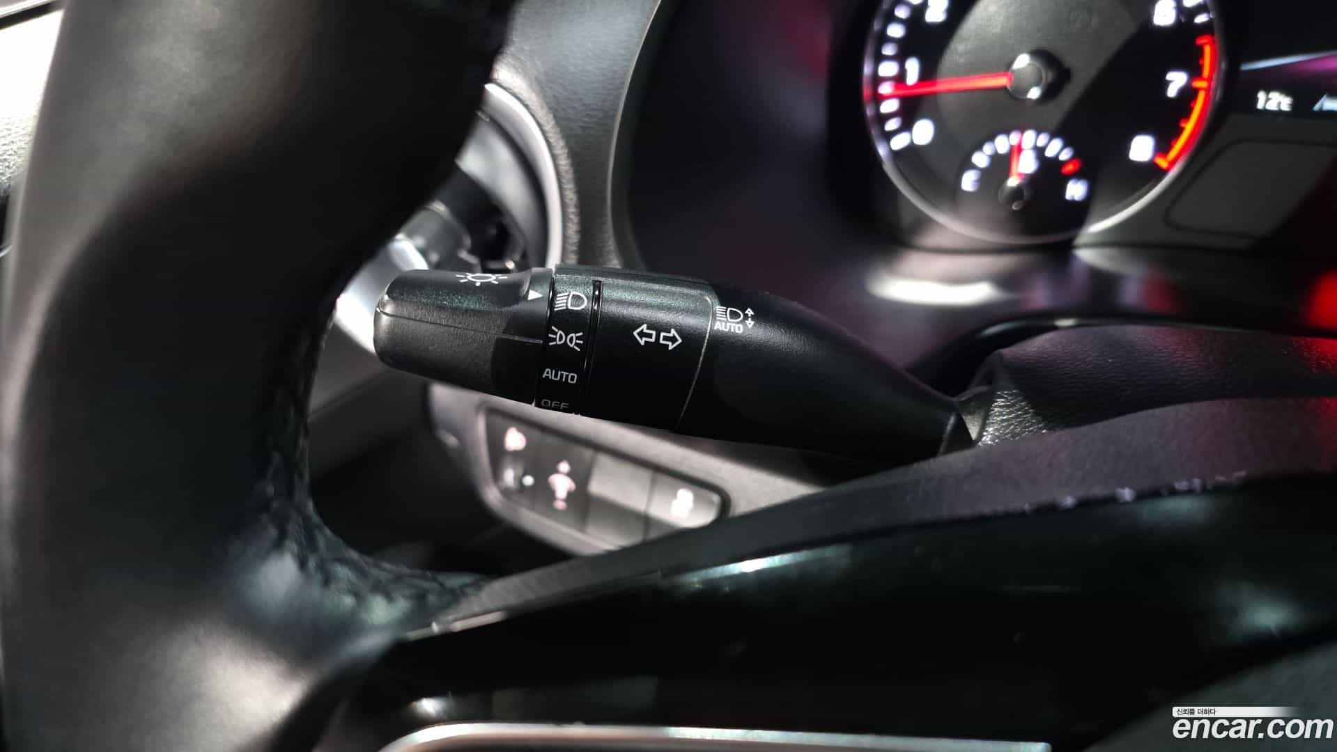 K3 Kia 2022.0-OPTION-022