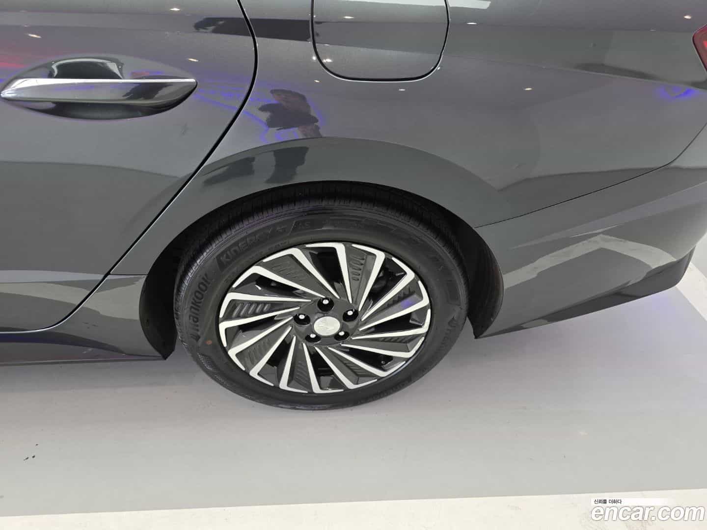 Sonata Hyundai 2019.10-OUTER-005