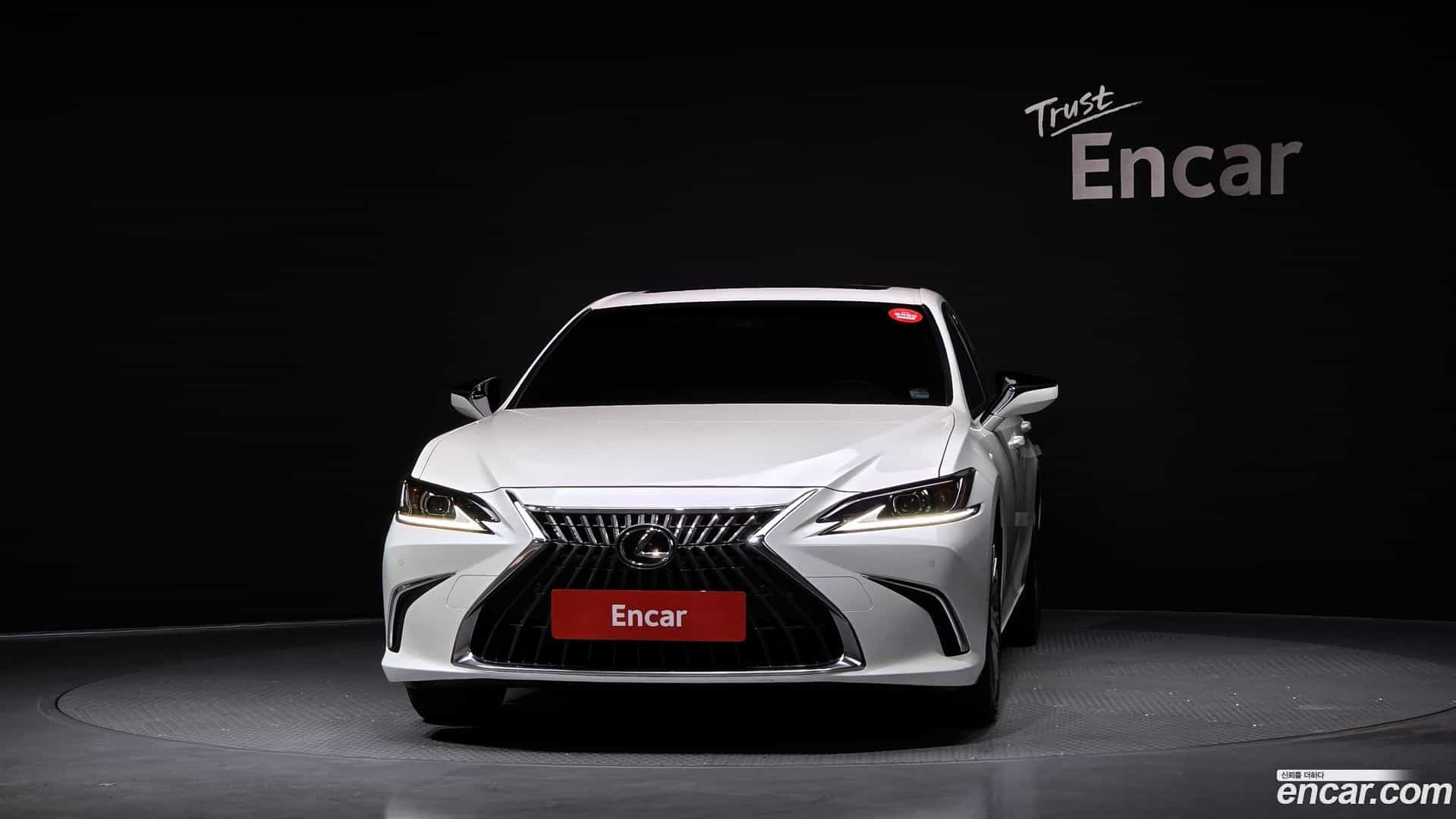 ES Lexus 2023.7-OUTER-003