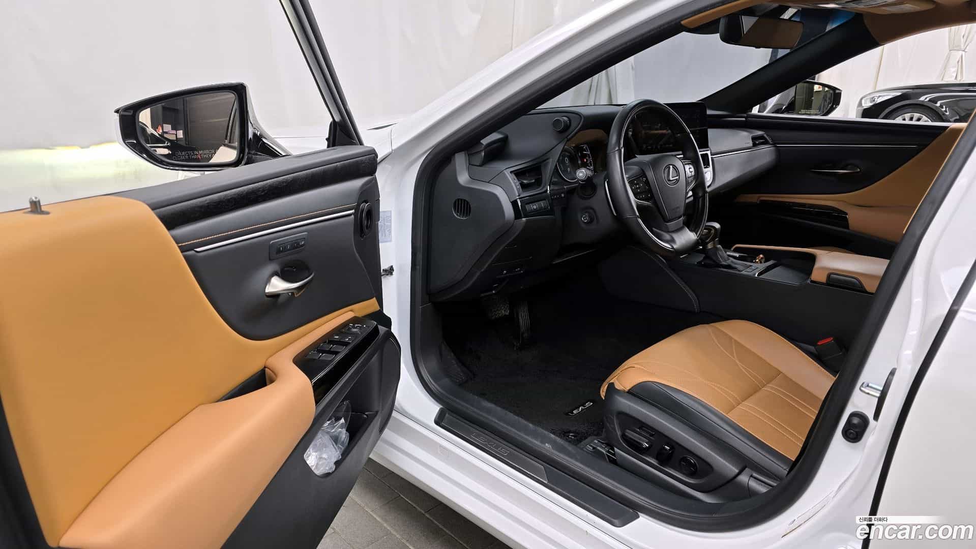 ES Lexus 2023.7-INNER-010