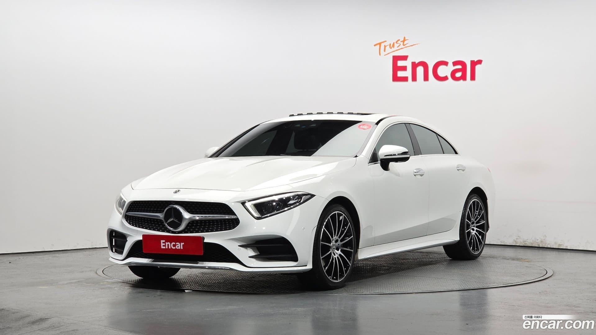 Main__Slider__Photo:CLS-Class Mercedes-Benz 2021.1-0