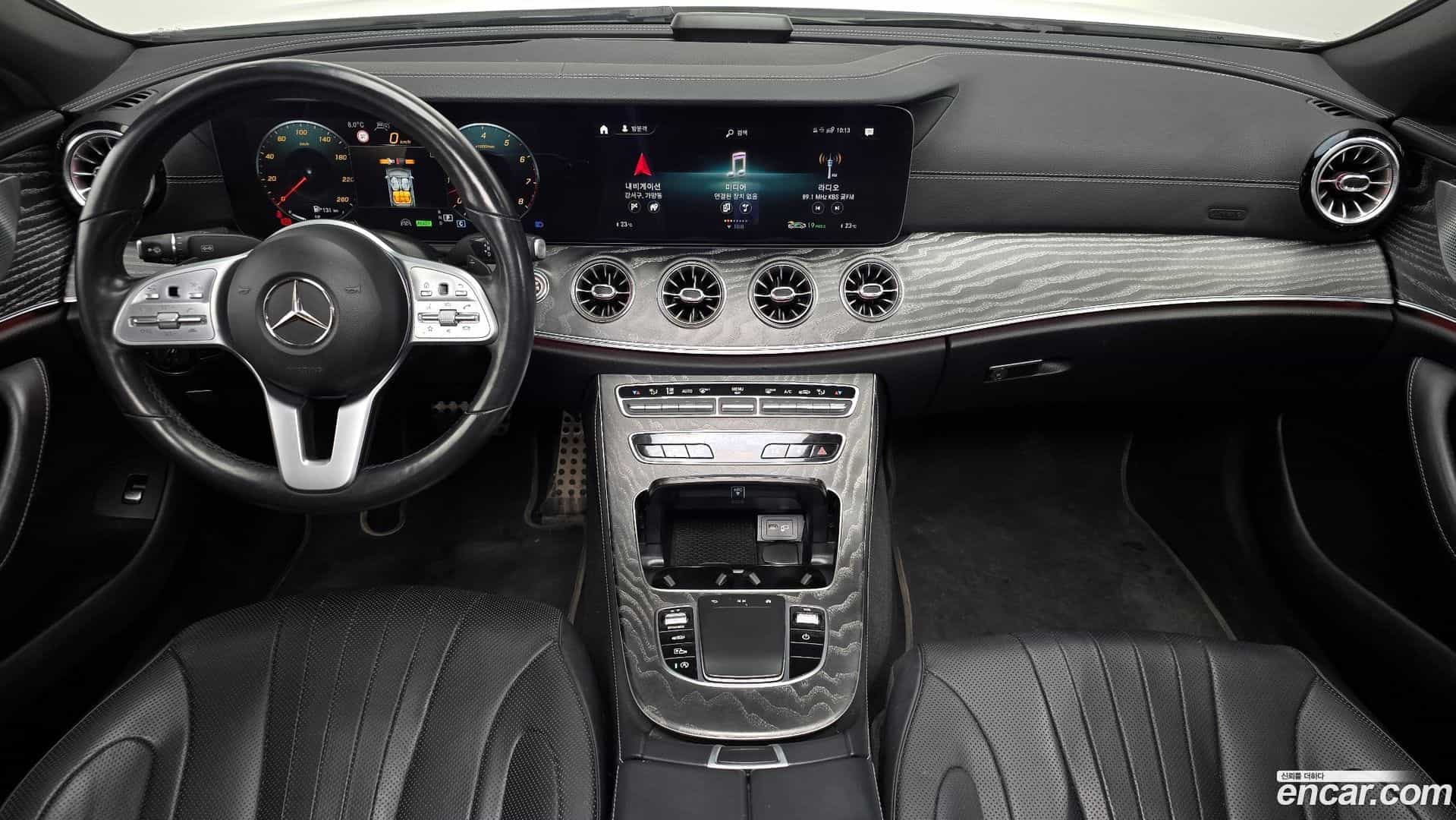 CLS-Class Mercedes-Benz 2021.1-INNER-007