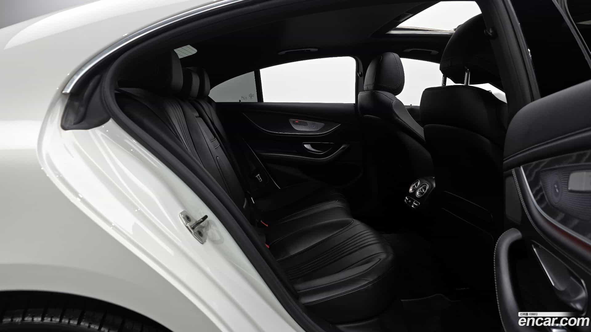 CLS-Class Mercedes-Benz 2021.1-OPTION-016