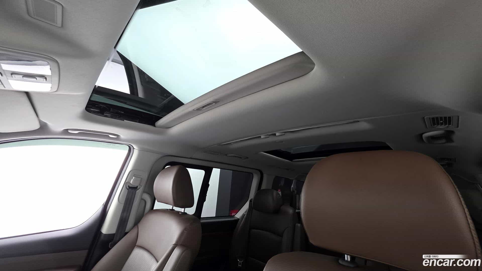Starex Hyundai 2018.4-OPTION-021