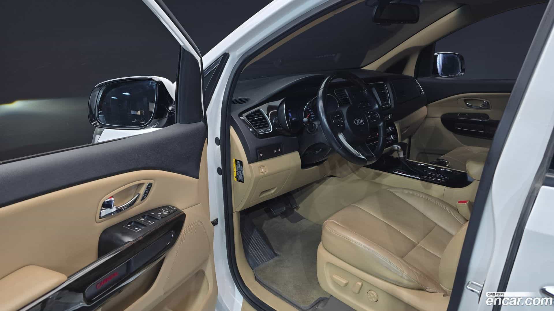 Canival Kia 2019.2-INNER-010