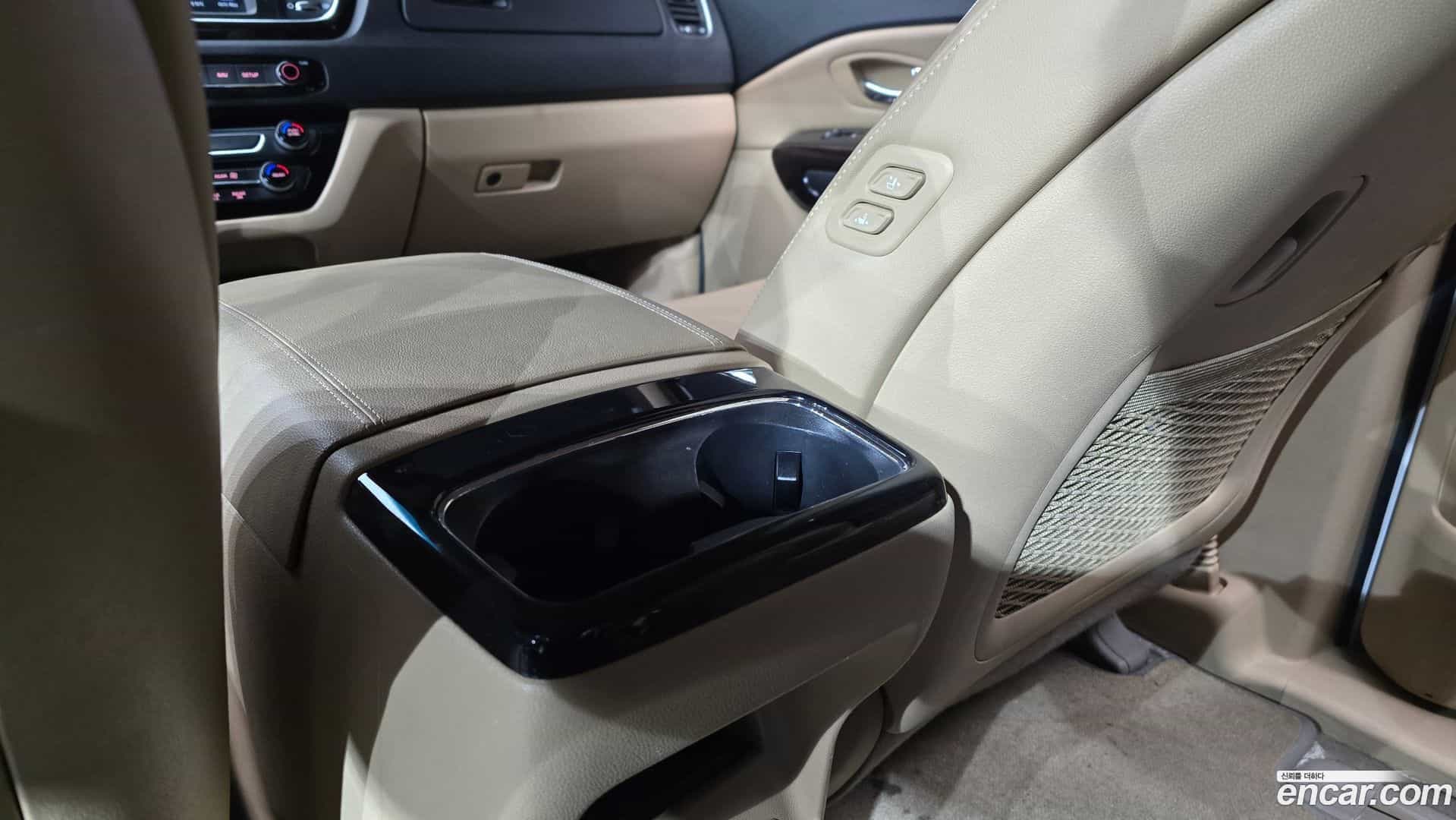 Canival Kia 2019.2-OPTION-022