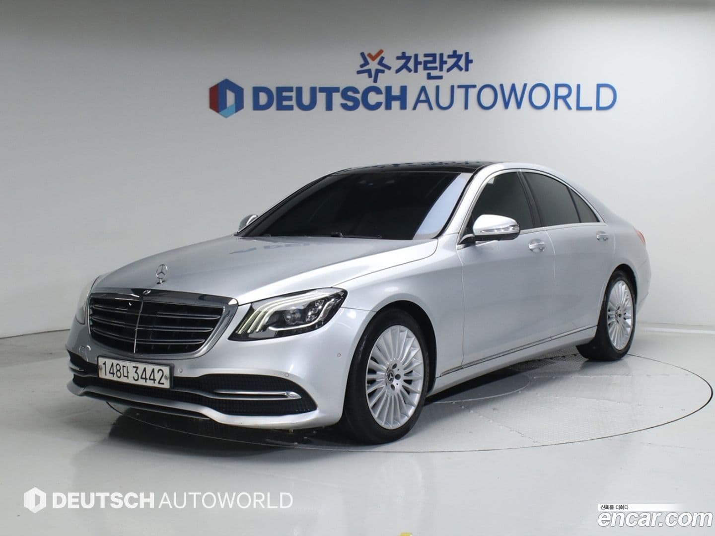 Main__Slider__Photo:S-Class Mercedes-Benz 2019.11-0