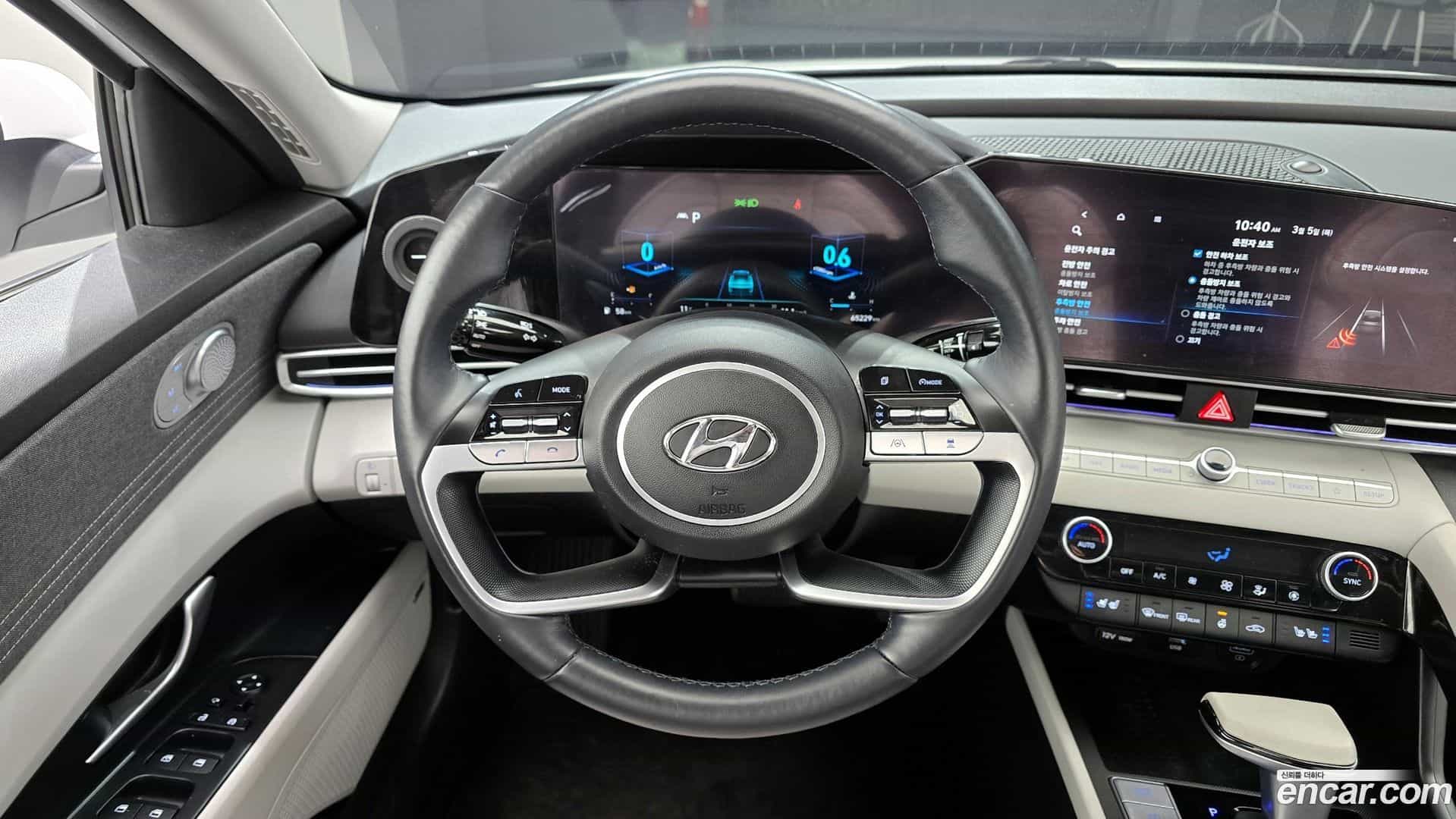 AVANTE Hyundai 2022.0-OPTION-018
