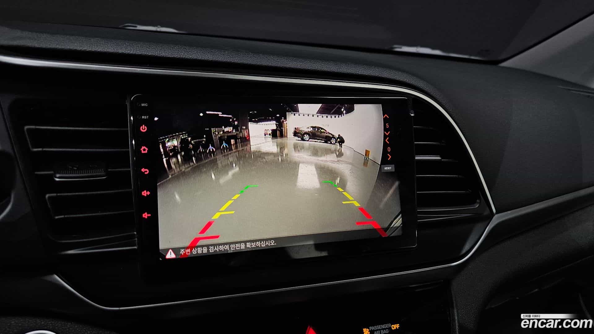 AVANTE Hyundai 2019.8-OPTION-023