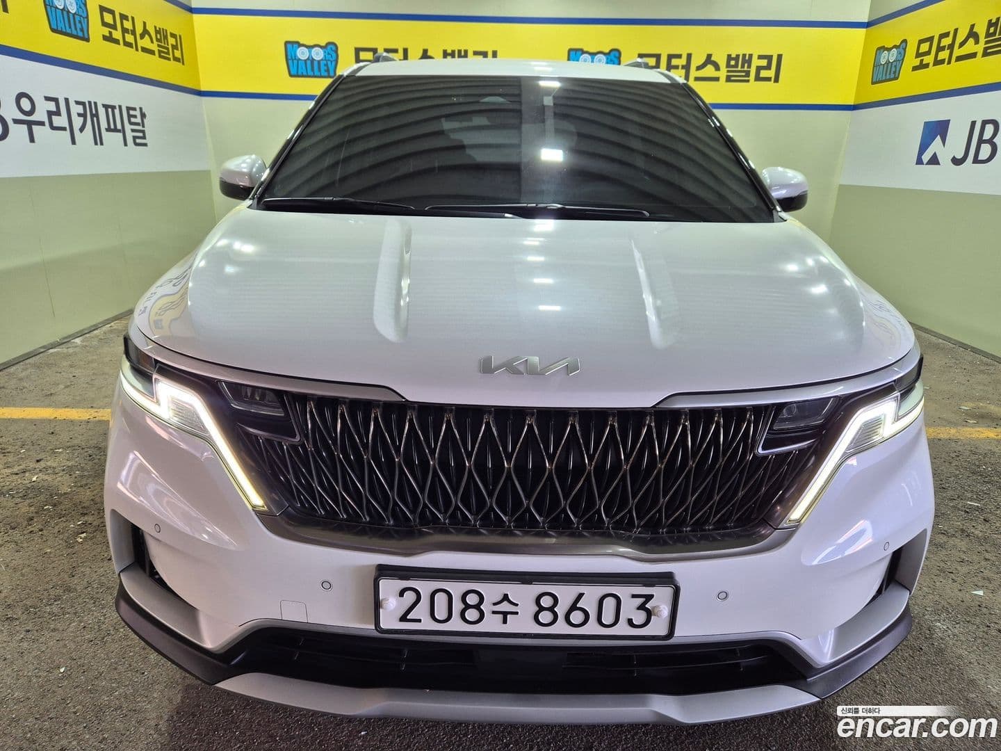 Main__Slider__Photo:Canival Kia 2022.10-0