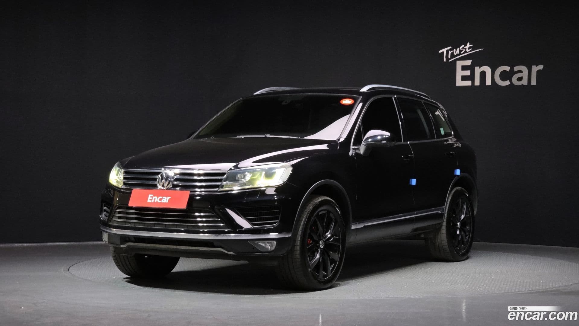 Main__Slider__Photo:Touareg Volkswagen 2015.1-0