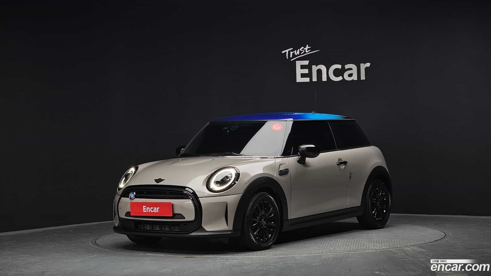 Cooper Mini 2021.8-OUTER-001