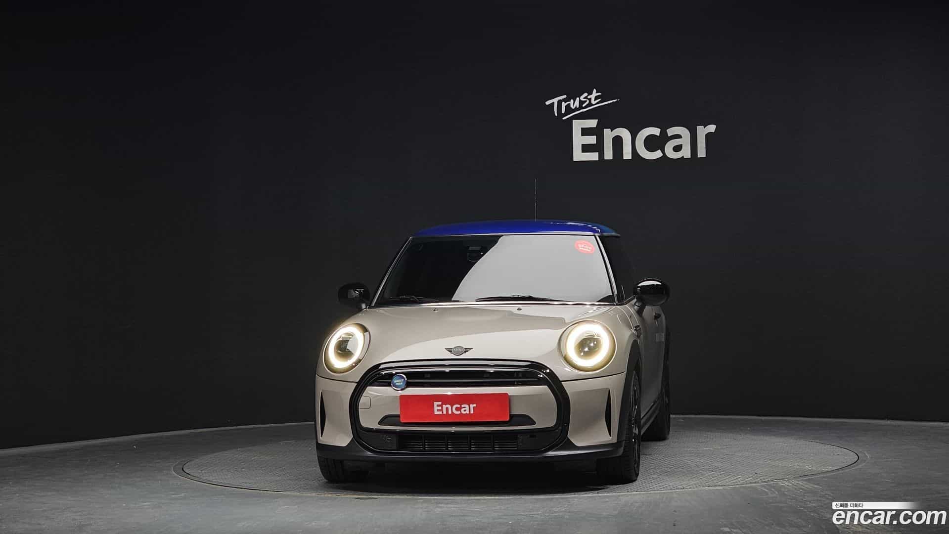 Cooper Mini 2021.8-OUTER-003