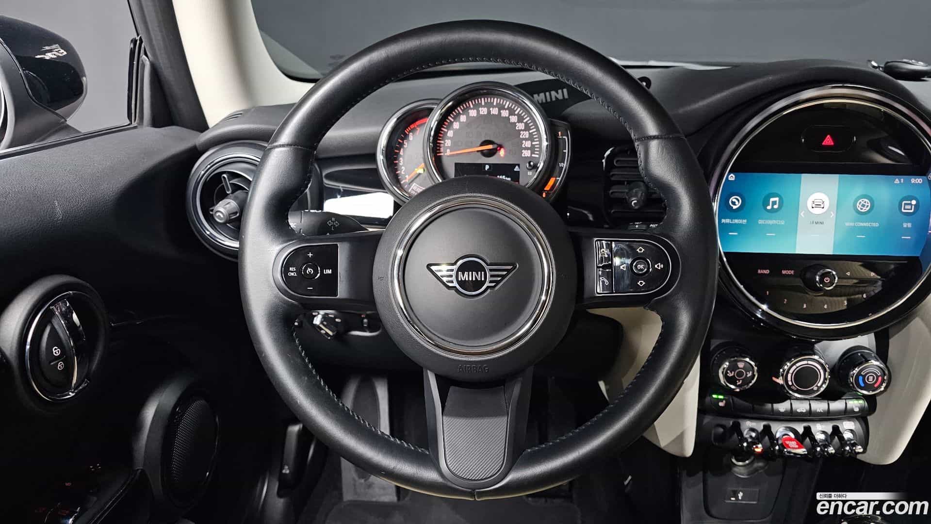 Cooper Mini 2021.8-OPTION-017