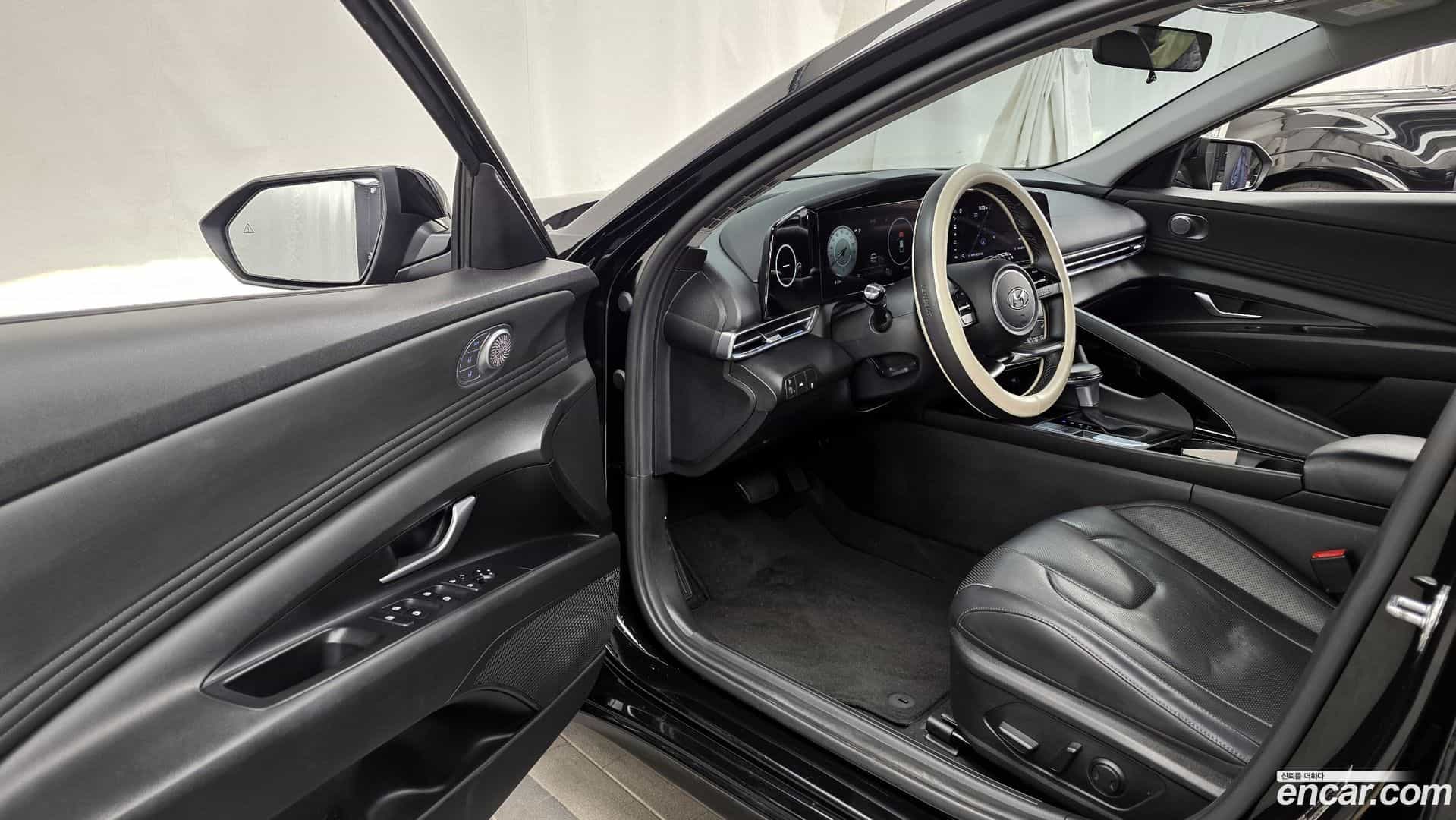 AVANTE Hyundai 2020.8-INNER-010