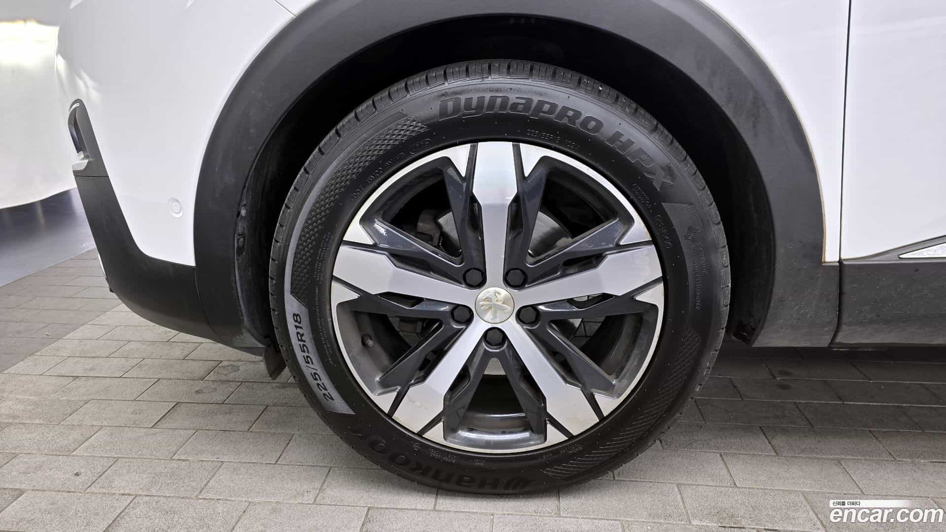 5008 Peugeot 2019.1-OUTER-005