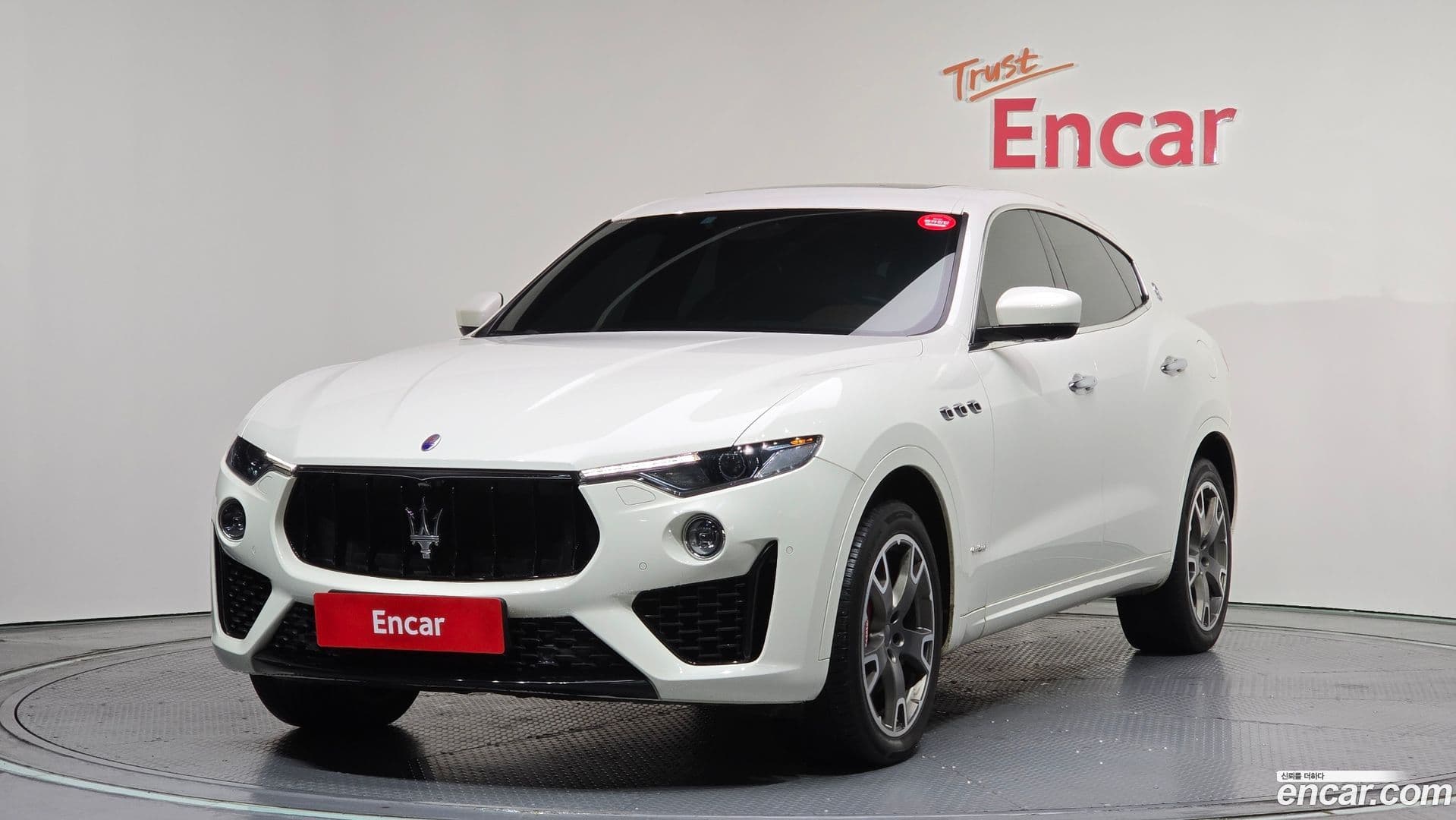 Main__Slider__Photo:Levante Maserati 2019.11-0
