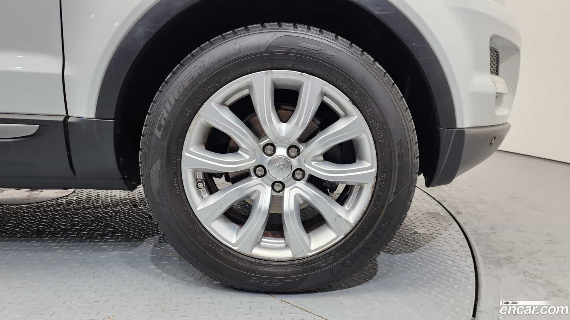 Range Rover Evoque Land Rover 2015.1-OUTER-005
