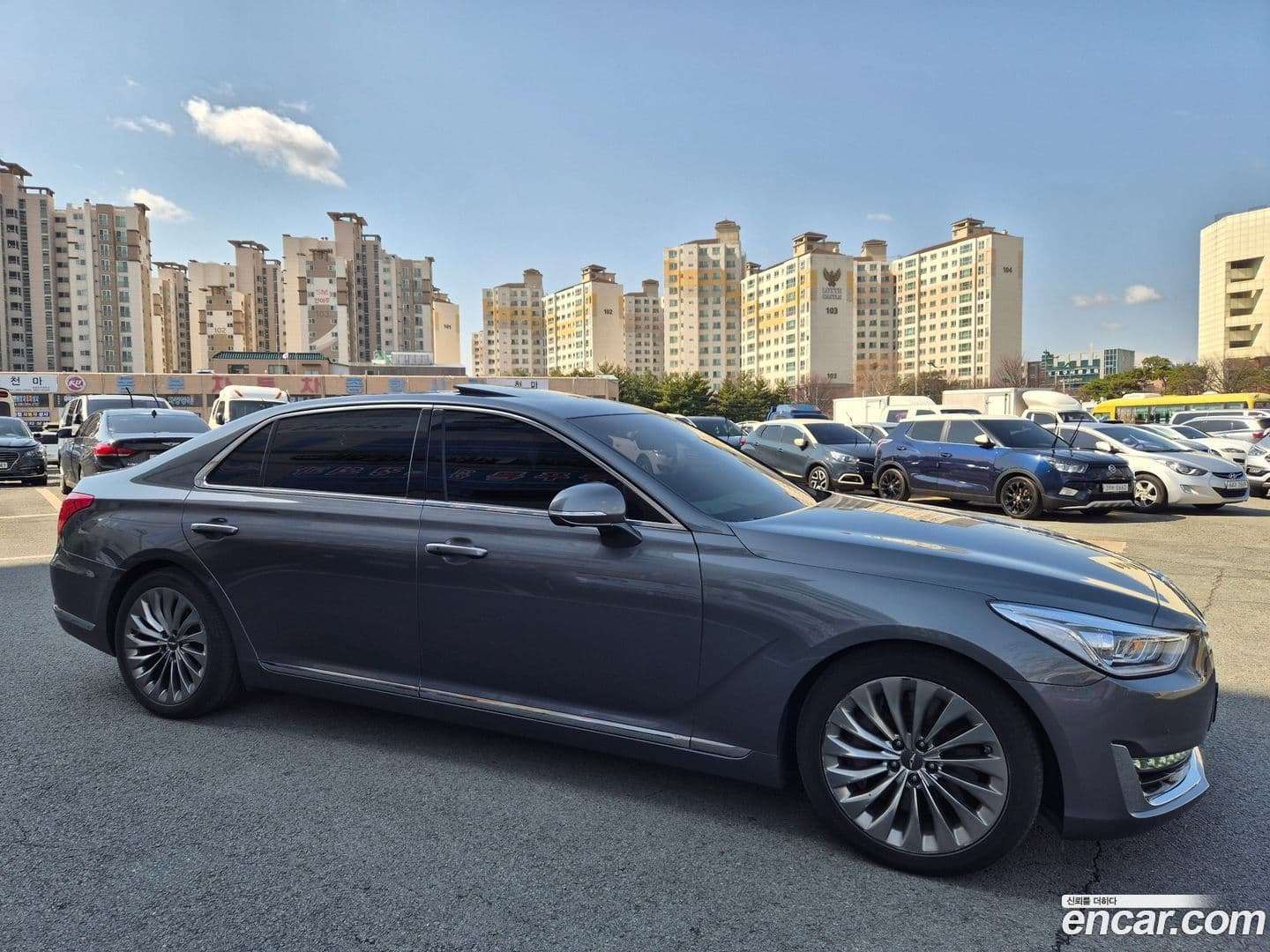 Main__Slider__Photo:EQ900 Genesis 2016.4-0