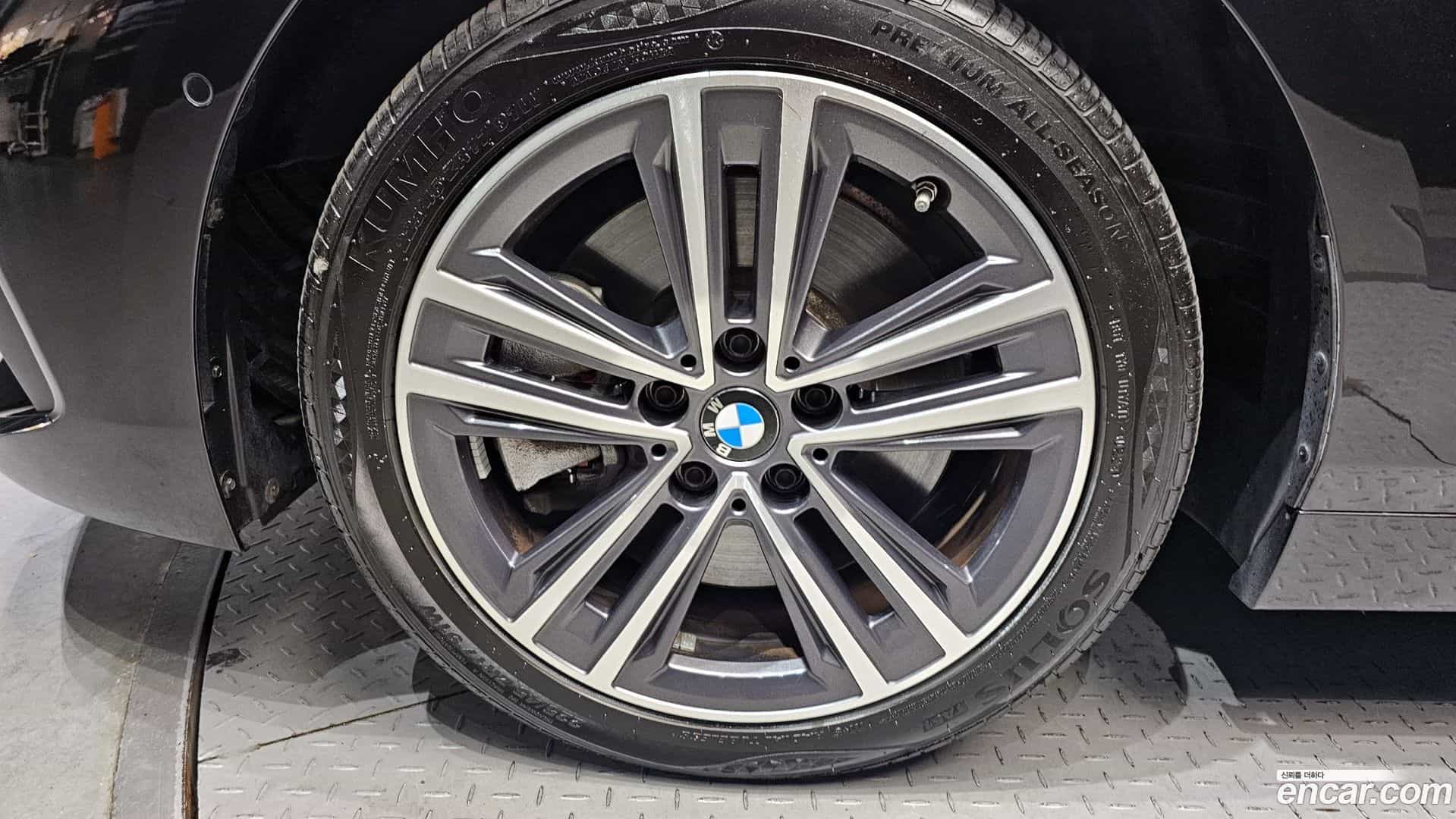 1-Series BMW 2021.11-OUTER-005