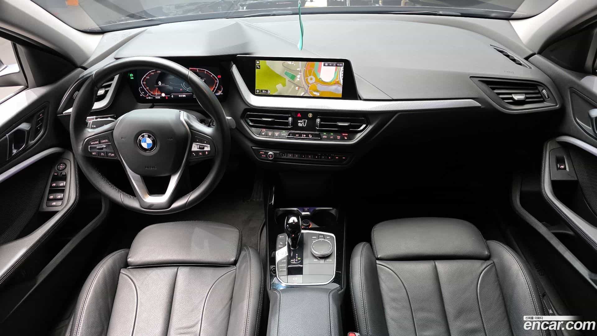 1-Series BMW 2021.11-INNER-007