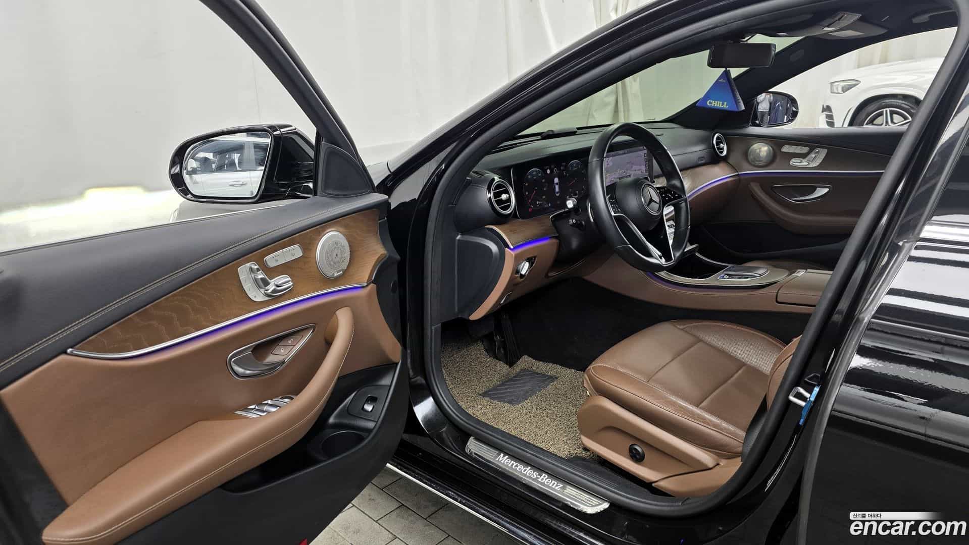 E-Class Mercedes-Benz 2020.11-INNER-010