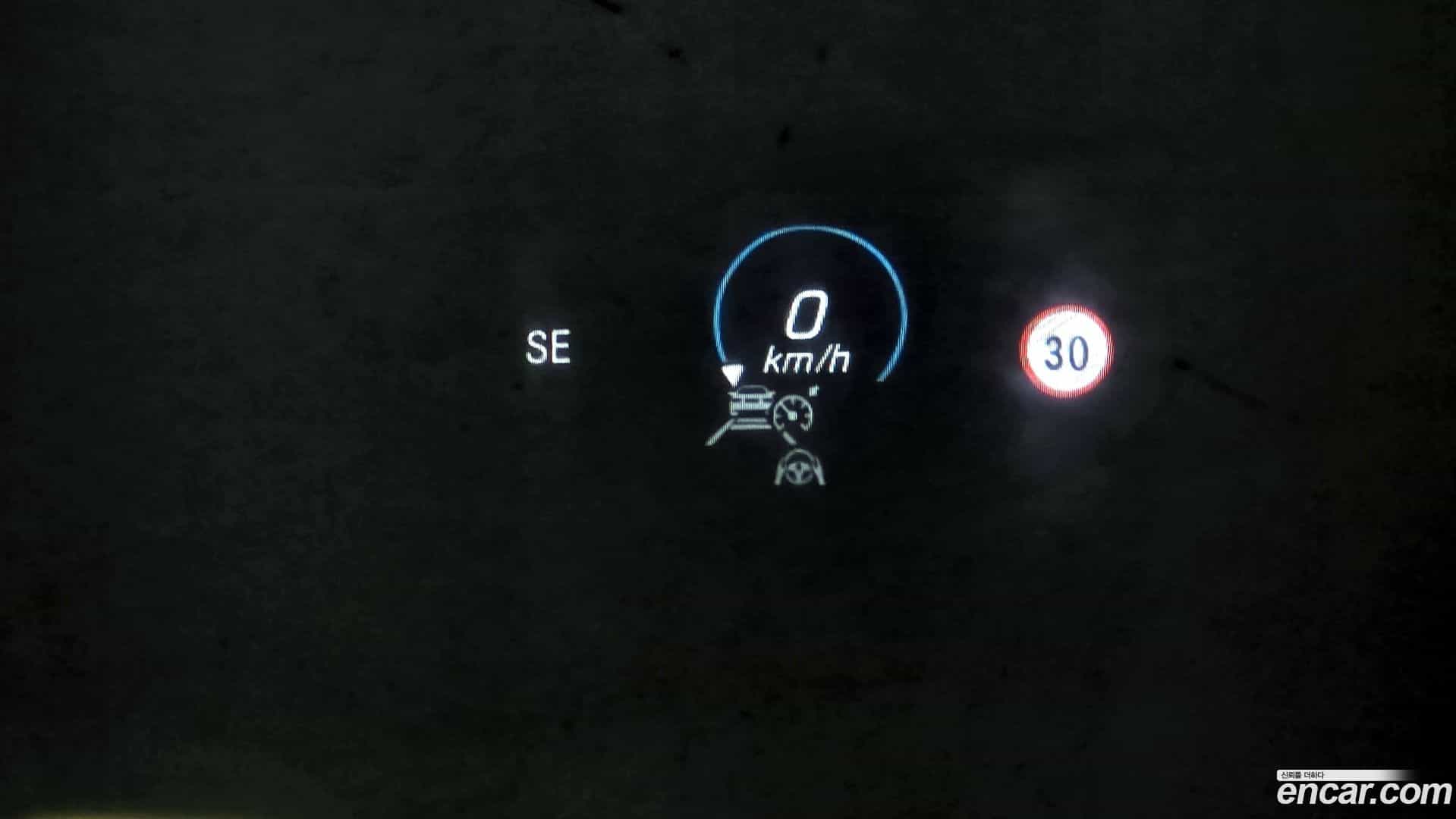 E-Class Mercedes-Benz 2020.11-OPTION-022