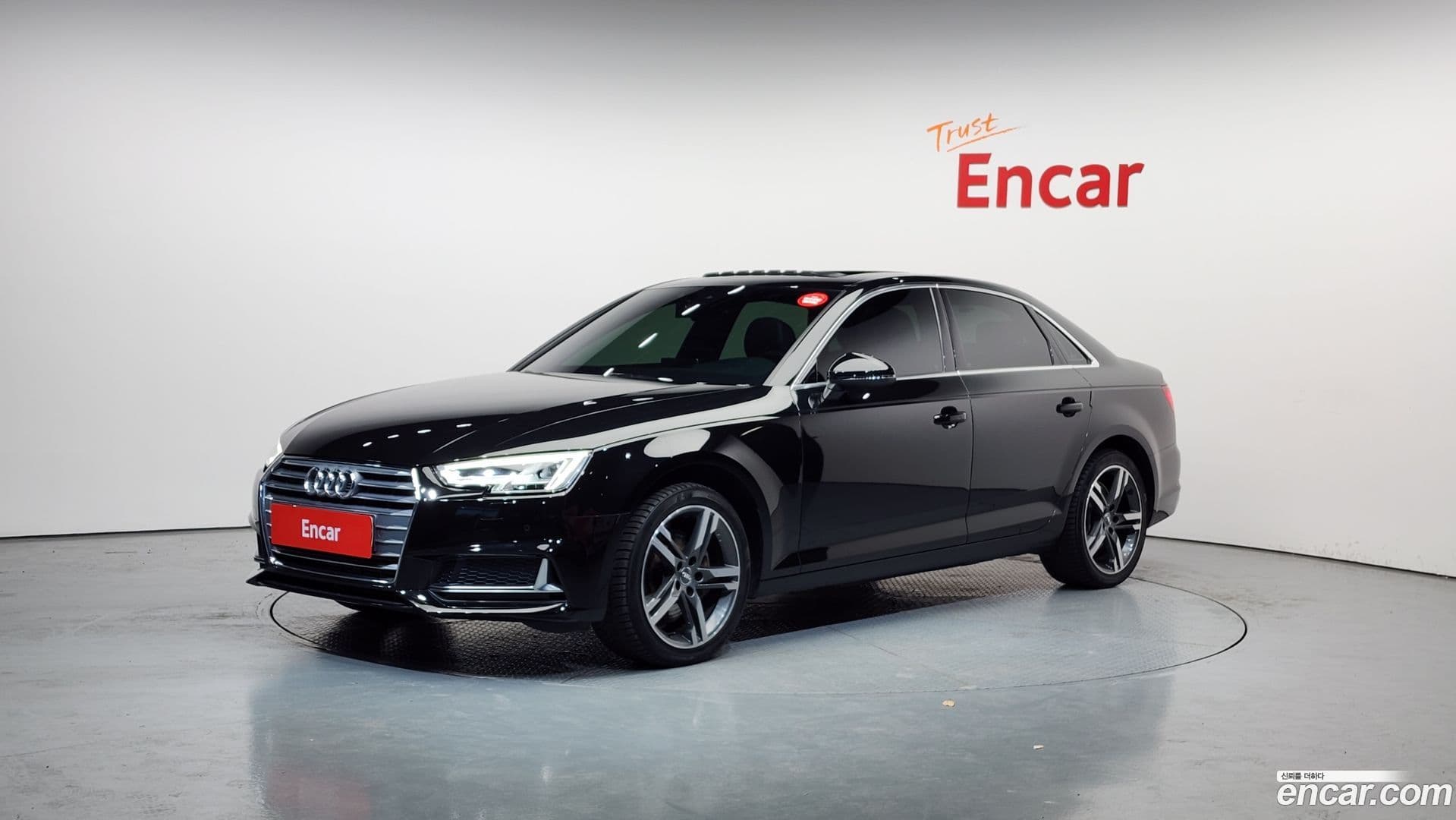 Main__Slider__Photo:A4 Audi 2019.11-0