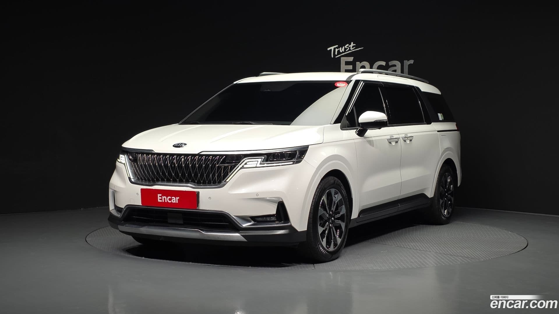 Main__Slider__Photo:Canival Kia 2021.0-0