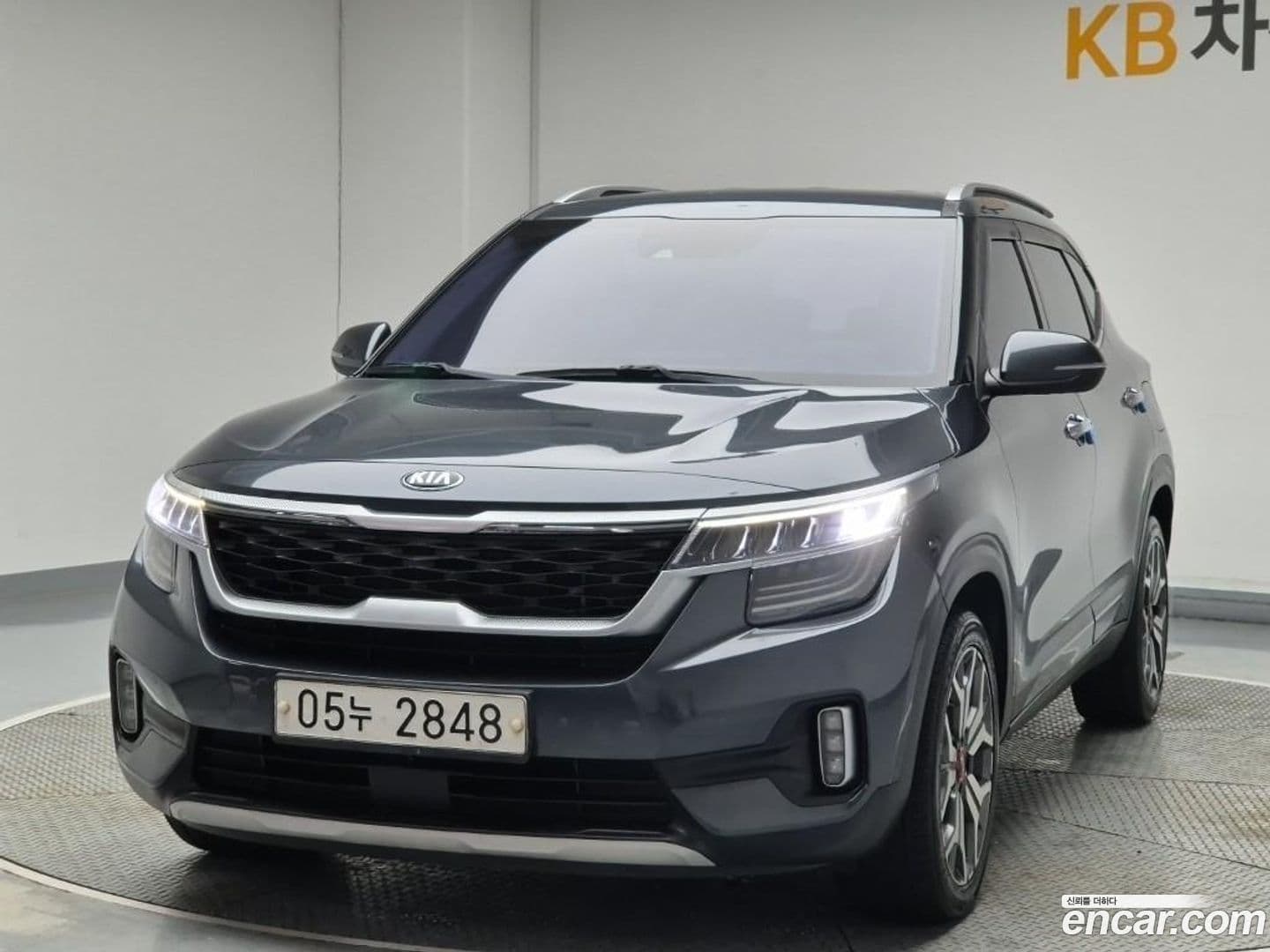 Main__Slider__Photo:Seltos Kia 2019.7-0