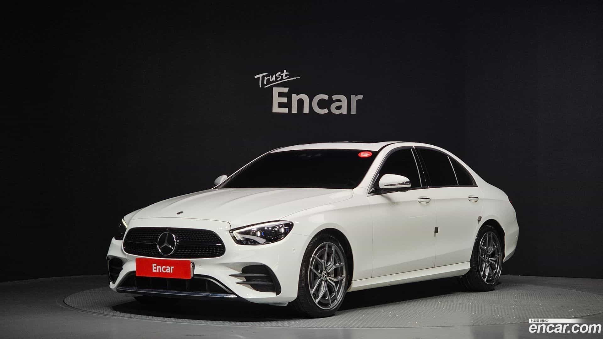E-Class Mercedes-Benz 2020.9-OUTER-001