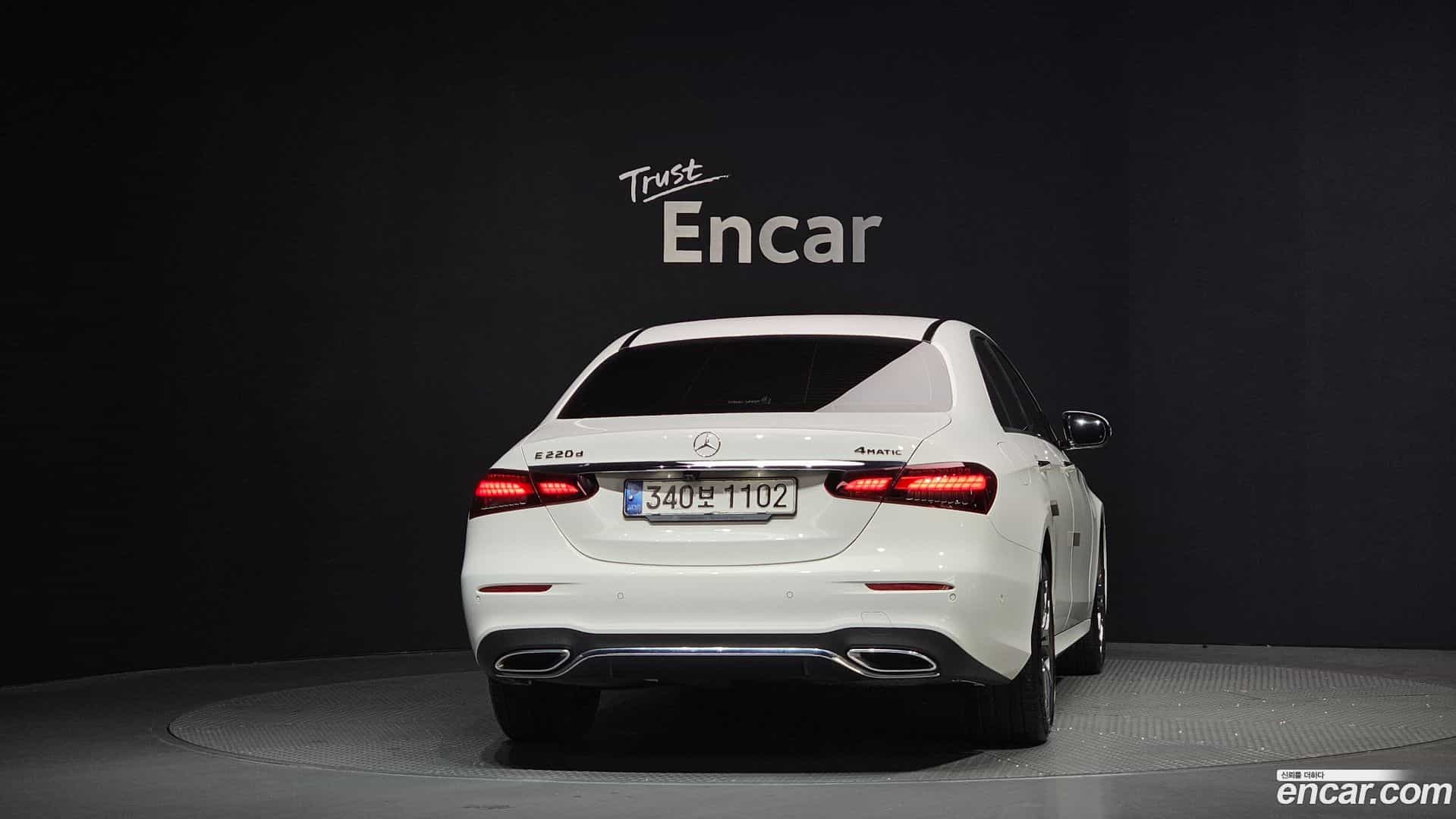 E-Class Mercedes-Benz 2020.9-OUTER-004
