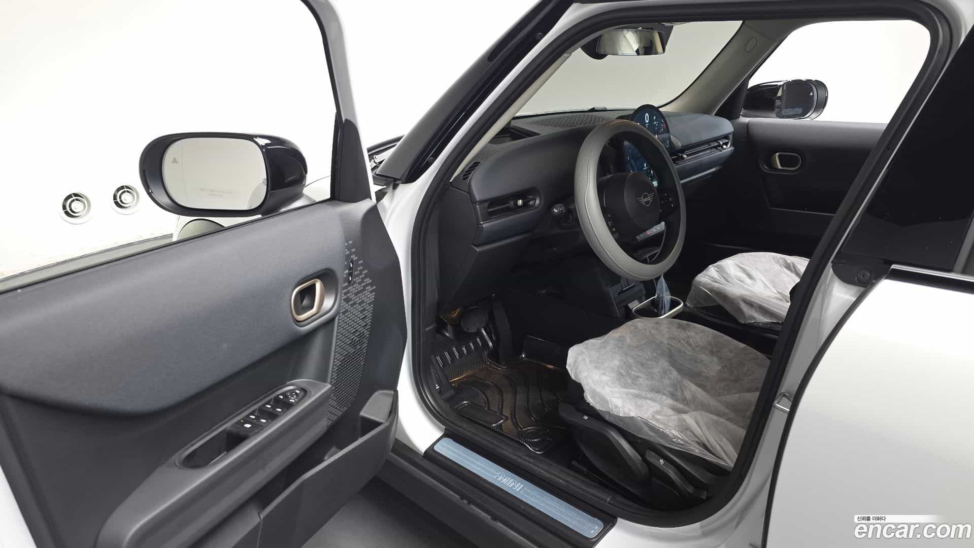 Cooper Mini 2025.8-OPTION-015