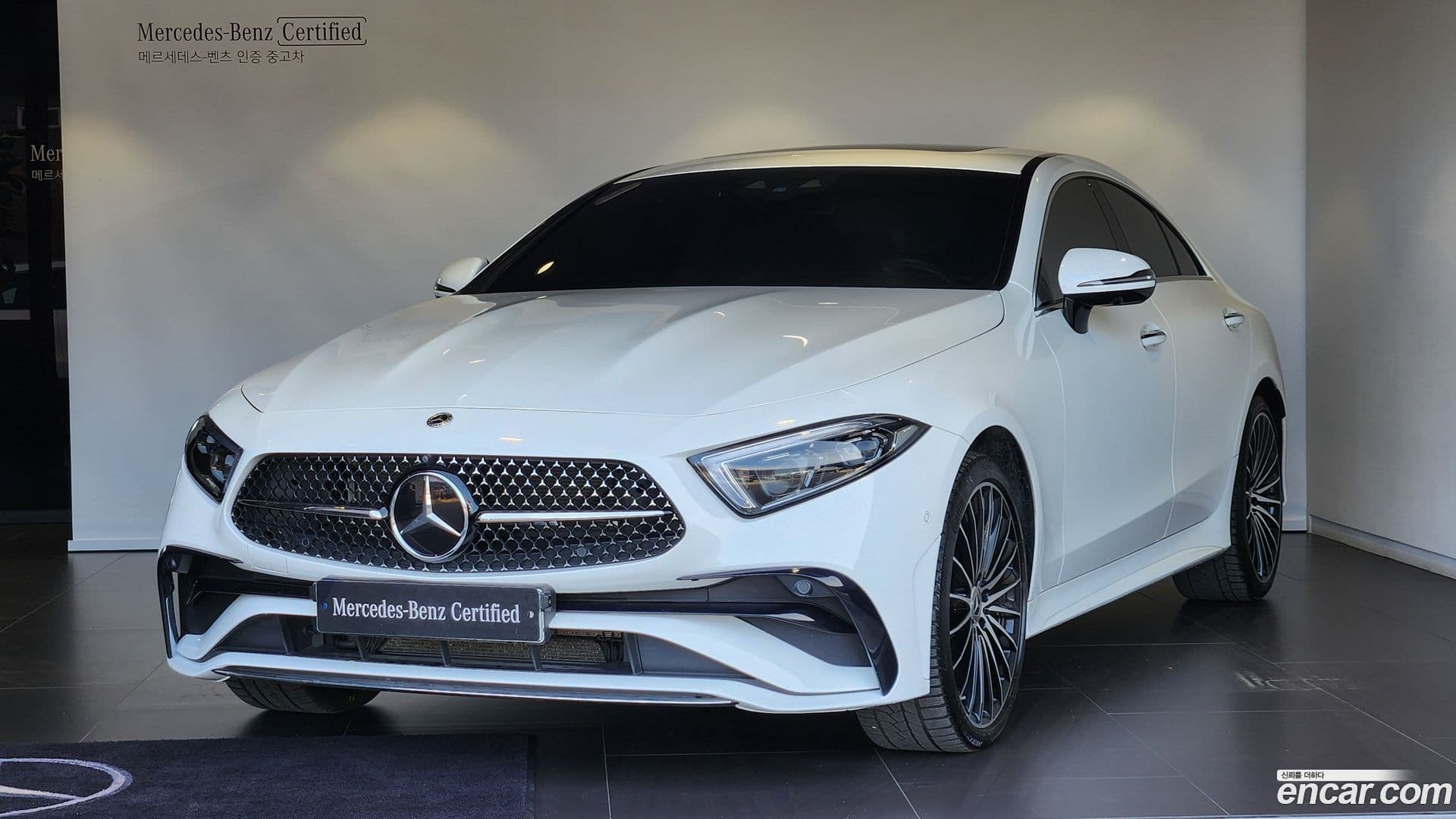 Main__Slider__Photo:CLS-Class Mercedes-Benz 2022.9-0