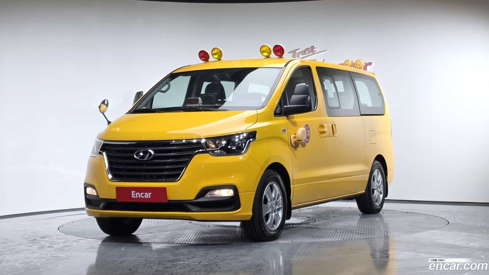 Starex Hyundai 2019.0-OUTER-001