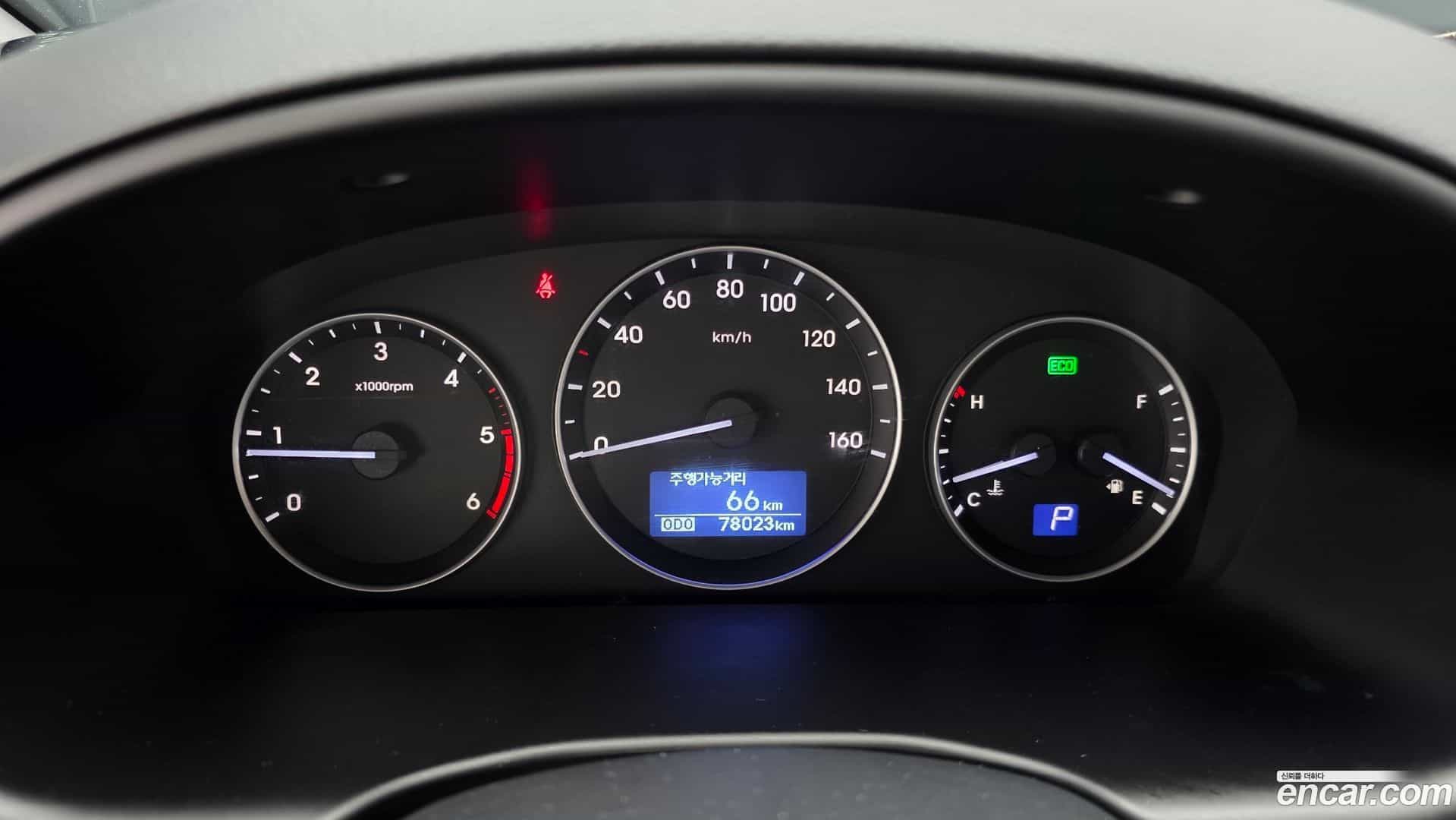 Starex Hyundai 2019.0-INNER-008