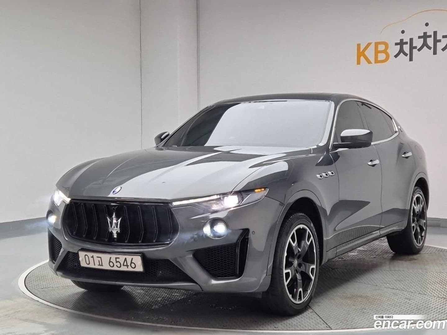 Main__Slider__Photo:Levante Maserati 2017.11-0