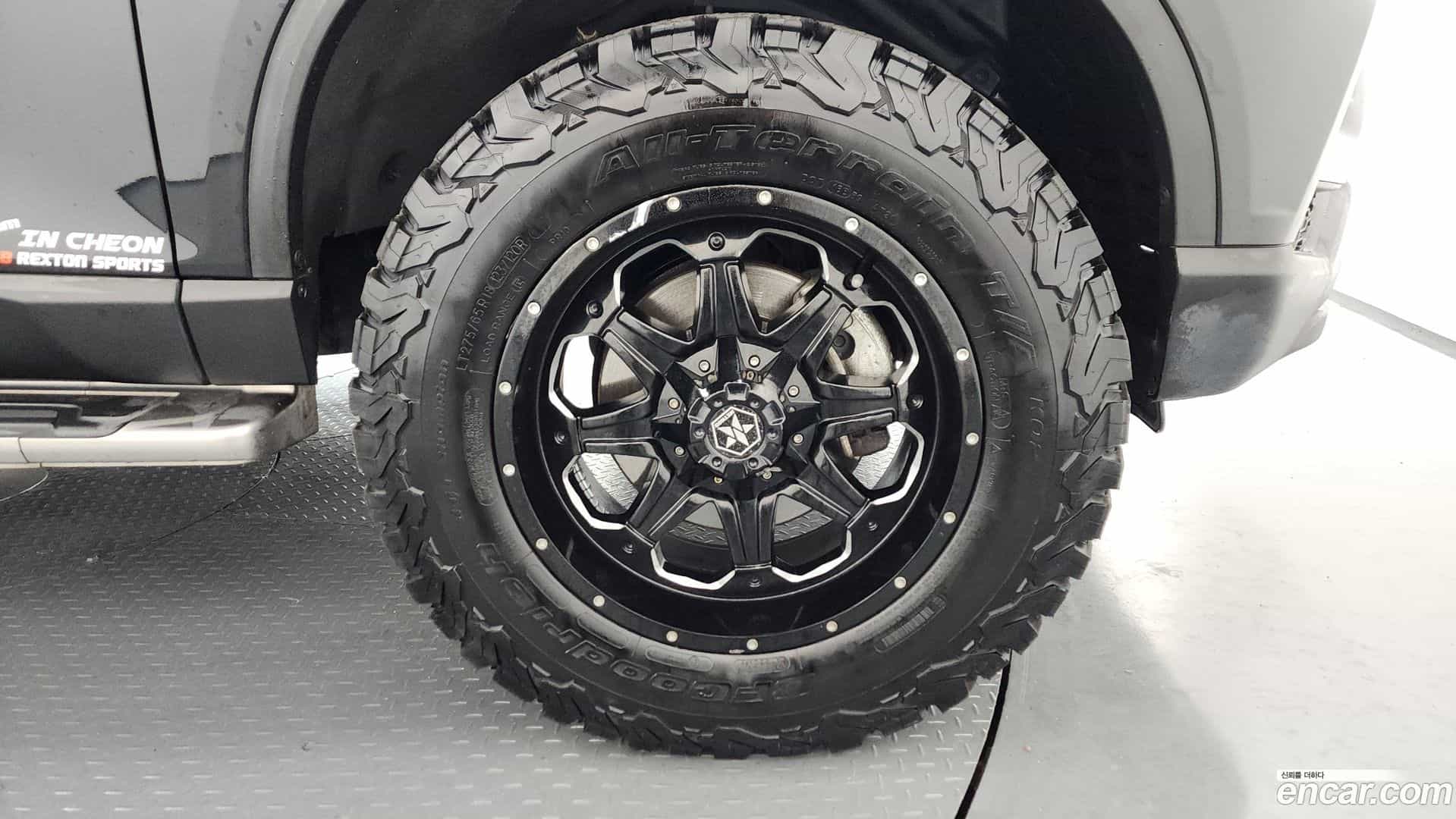 Rexton KG Mobility 2018.2-OUTER-005