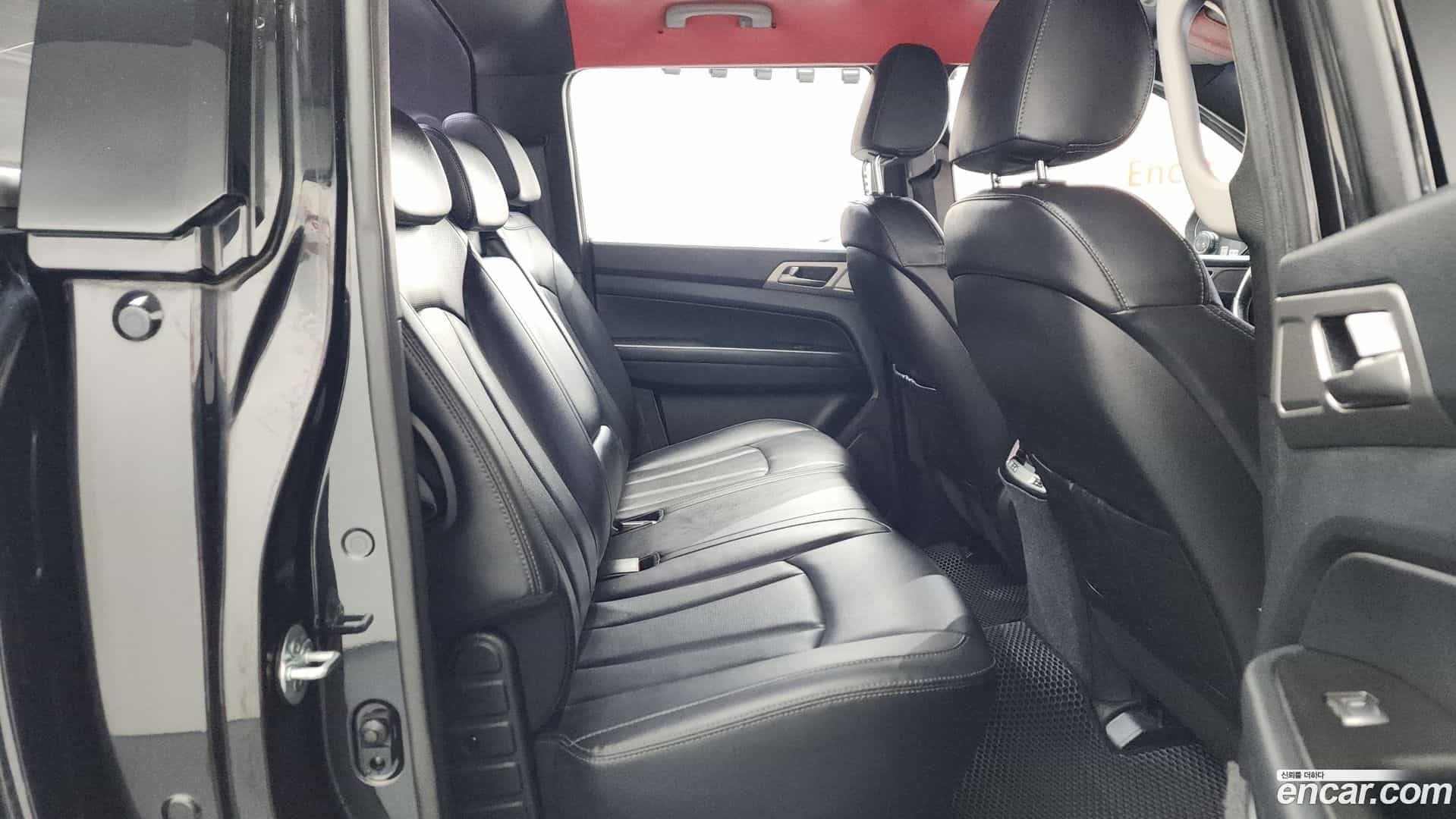 Rexton KG Mobility 2018.2-OPTION-016