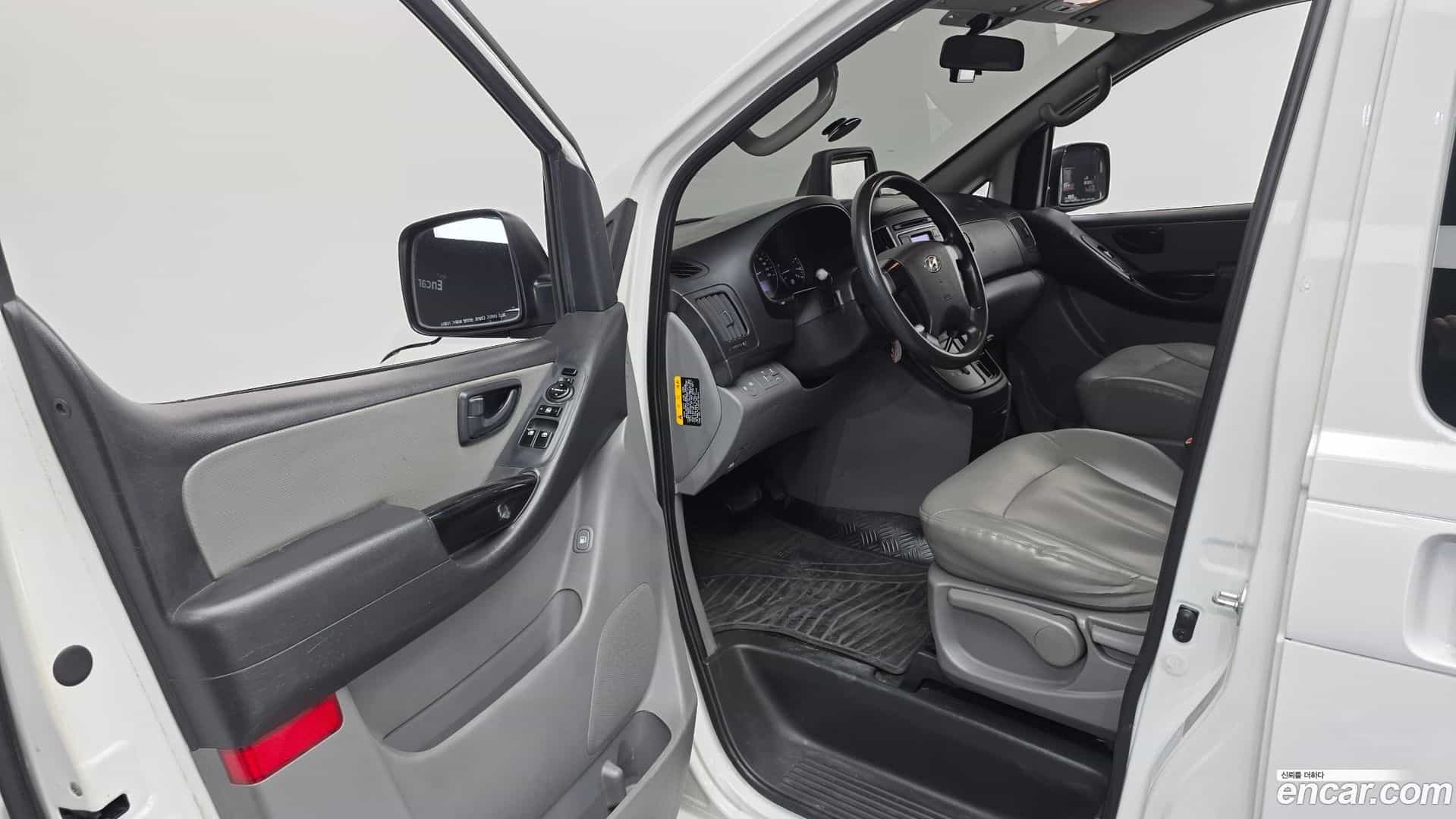 Starex Hyundai 2016.11-OPTION-015