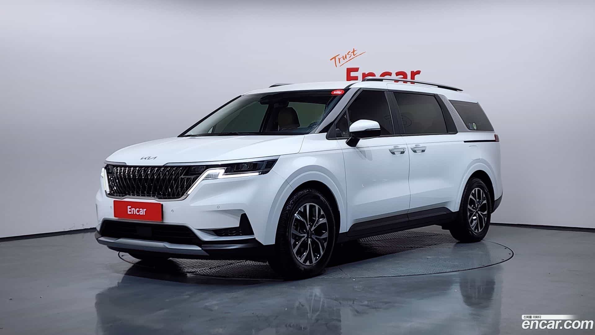 Canival Kia 2023.1-OUTER-001