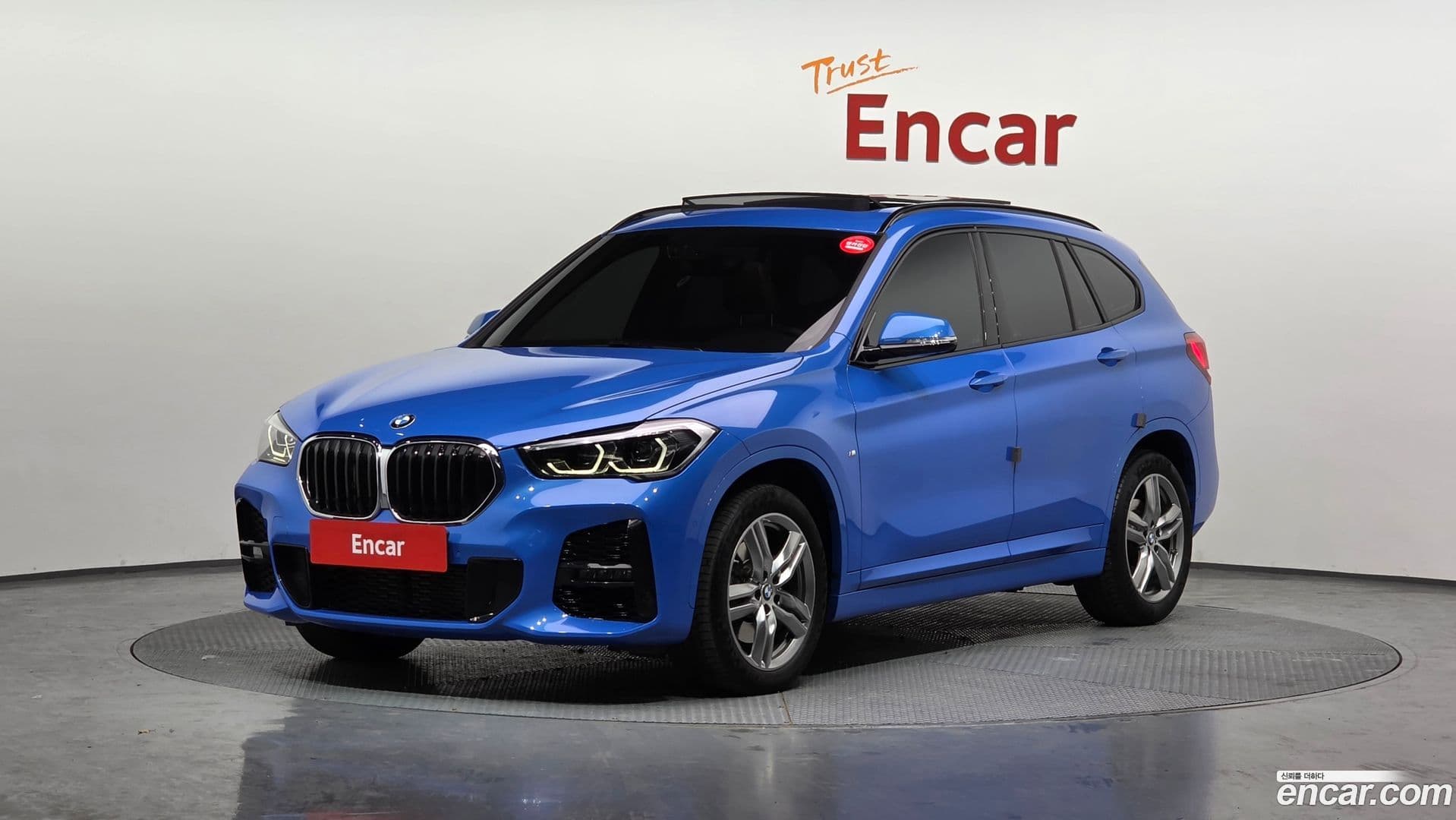 Main__Slider__Photo:X1 BMW 2021.0-0