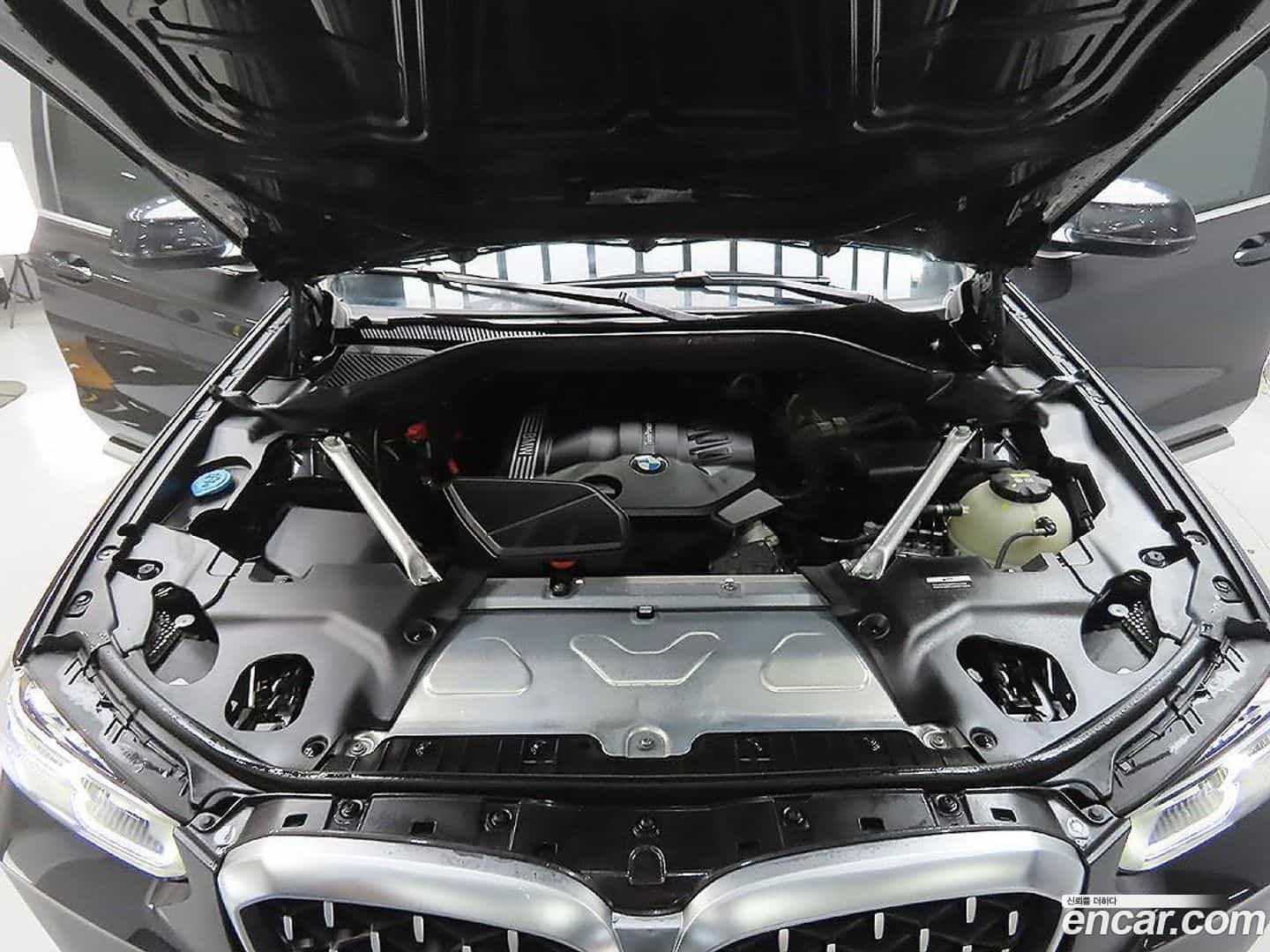 X4 BMW 2022.1-INNER-006