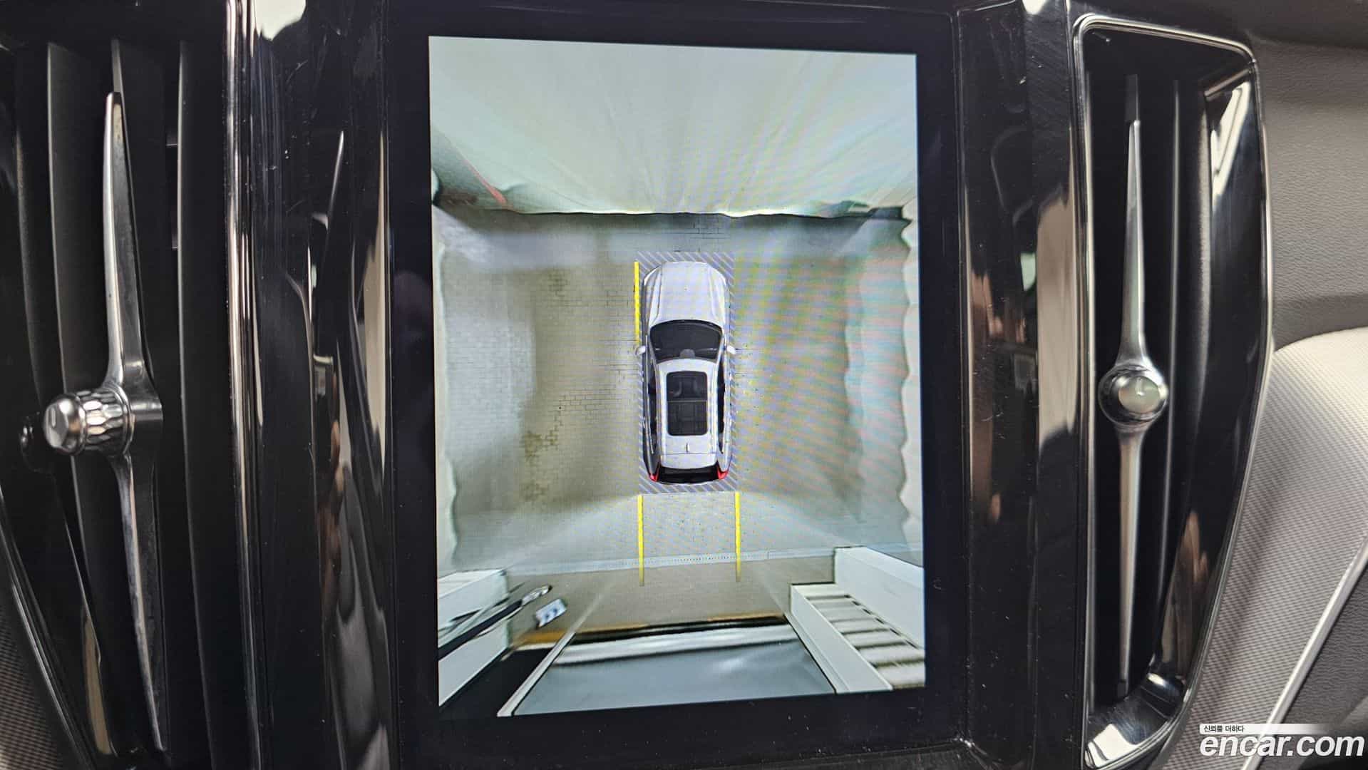 XC60 Volvo 2022.1-OPTION-019