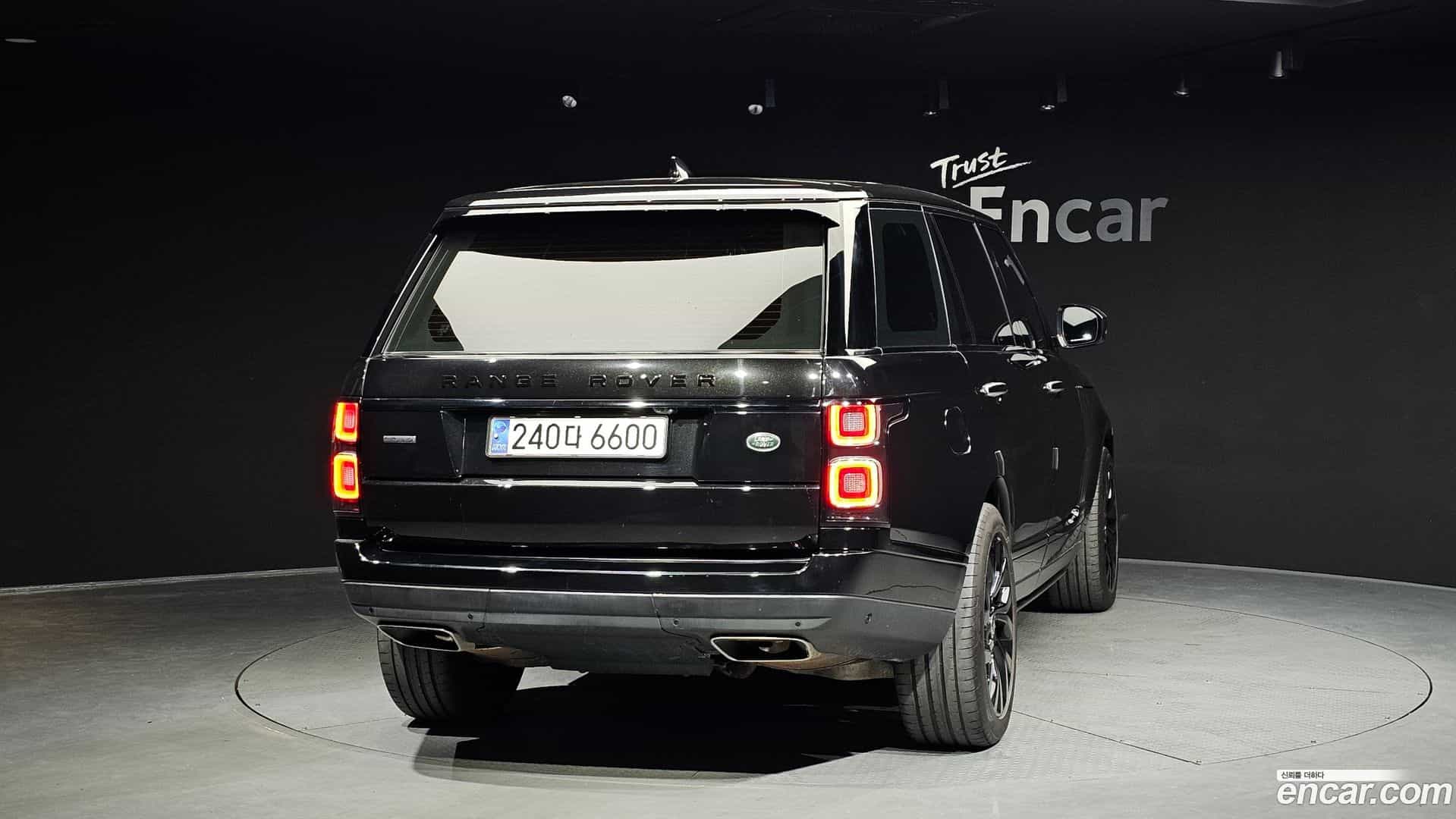 Range Rover Land Rover 2018.8-OUTER-004