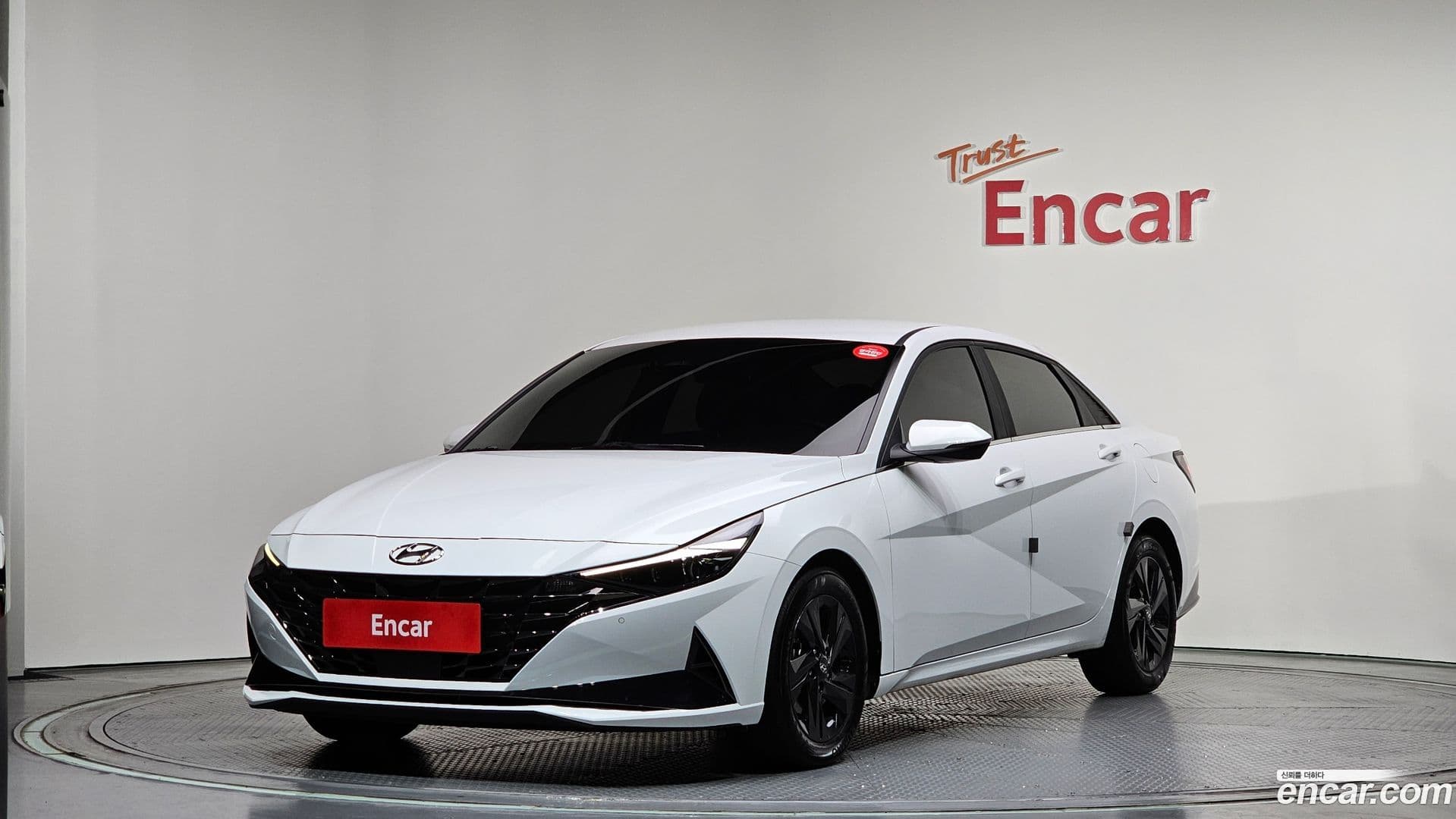 Main__Slider__Photo:AVANTE Hyundai 2021.9-0