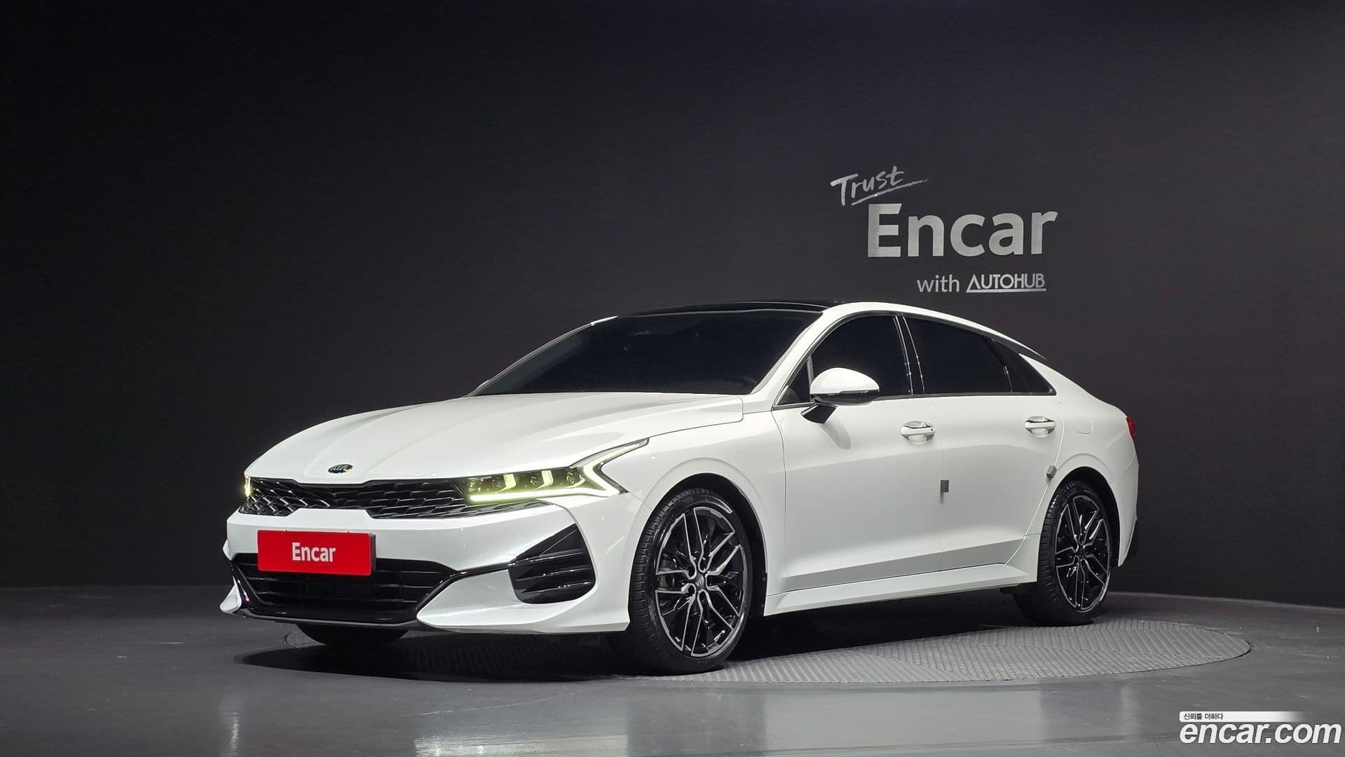 Main__Slider__Photo:K5 Kia 2020.8-0