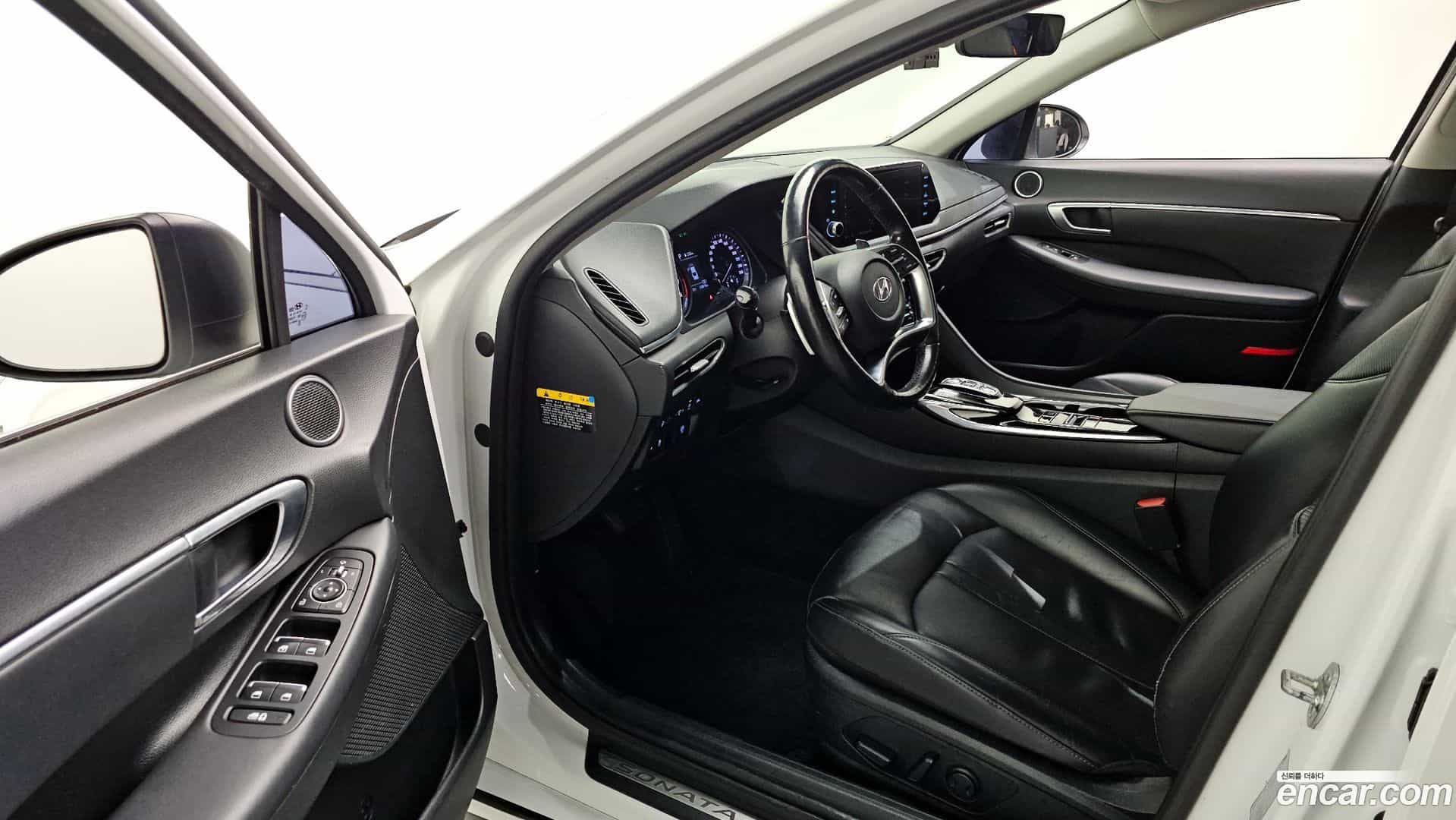 Sonata Hyundai 2019.10-OPTION-015