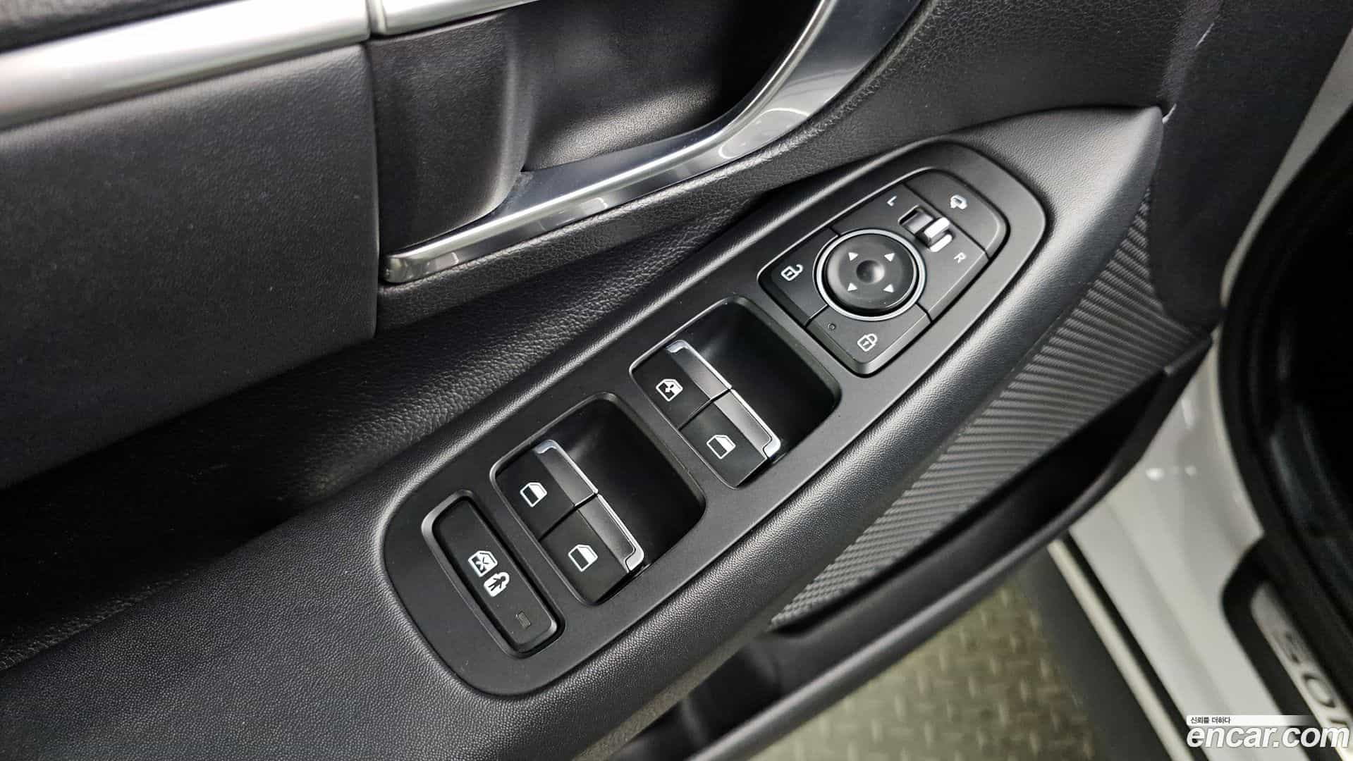 Sonata Hyundai 2019.10-OPTION-022