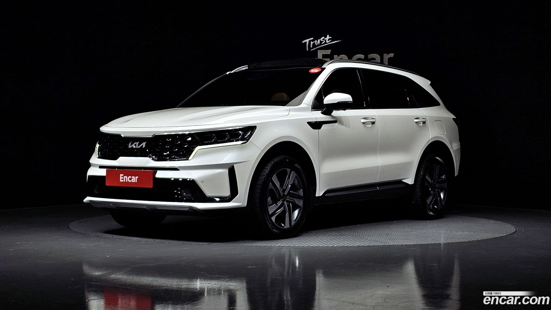 Main__Slider__Photo:Sorento Kia 2023.4-0